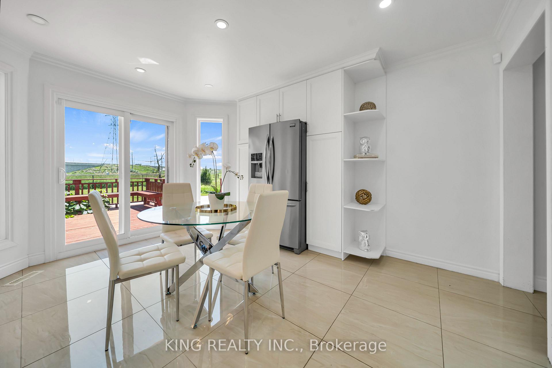 Photo 18 of 2606 Ambercroft Trail, Mississauga, Central Erin Mills — HOMEH