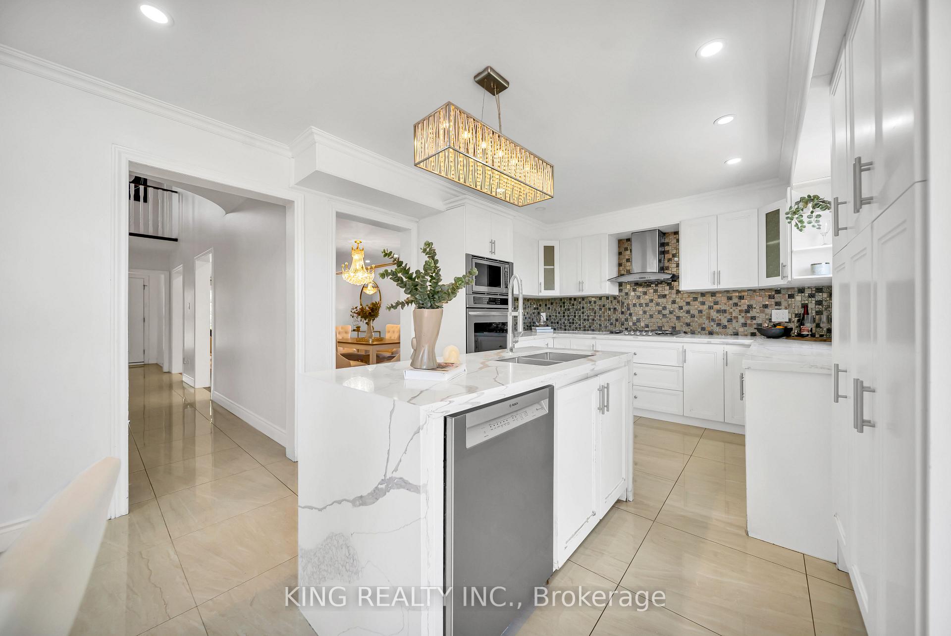 Photo 20 of 2606 Ambercroft Trail, Mississauga, Central Erin Mills — HOMEH