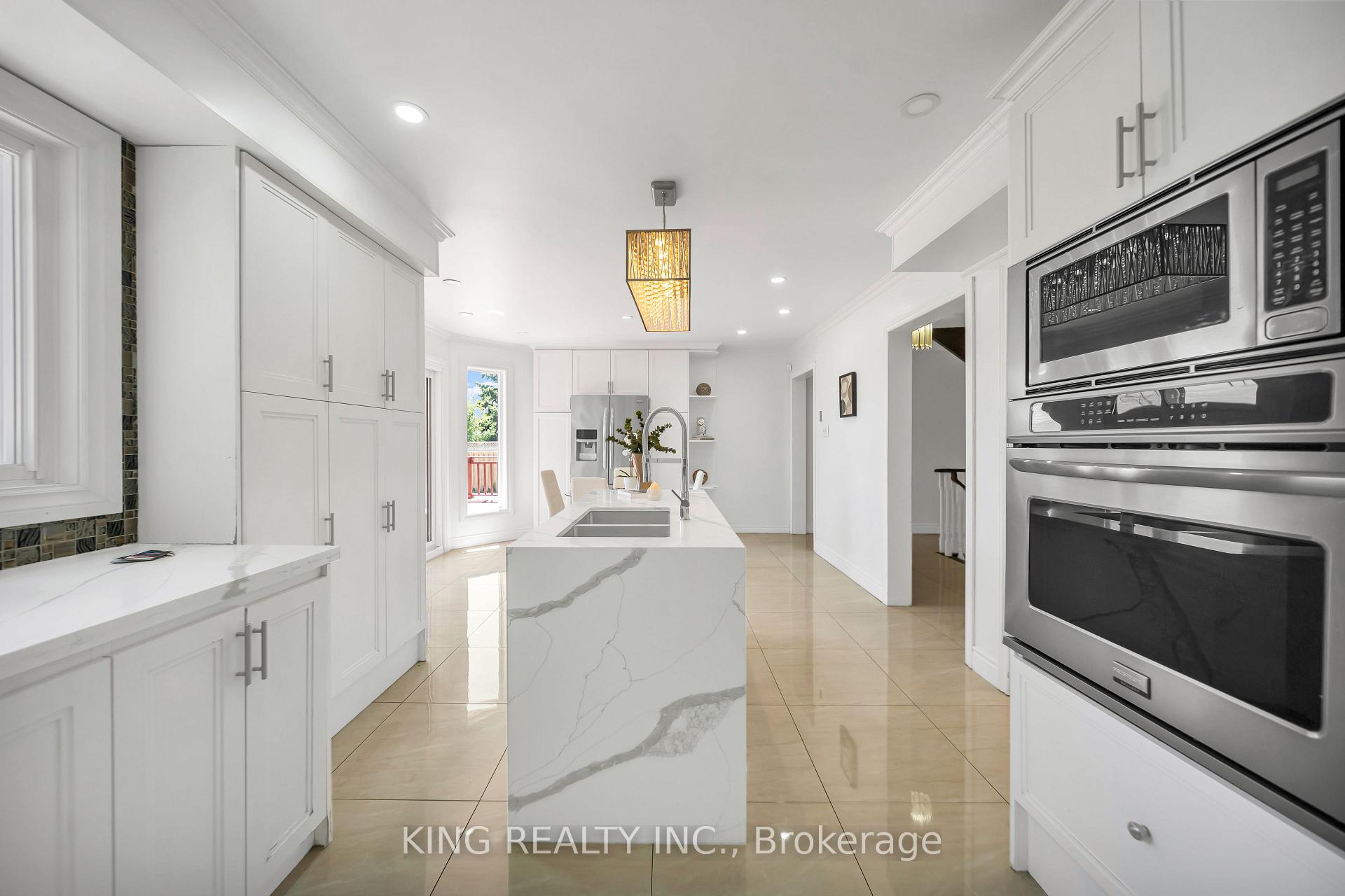 Photo 23 of 2606 Ambercroft Trail, Mississauga, Central Erin Mills — HOMEH