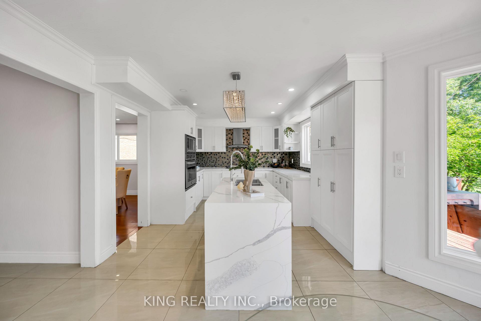 Photo 24 of 2606 Ambercroft Trail, Mississauga, Central Erin Mills — HOMEH