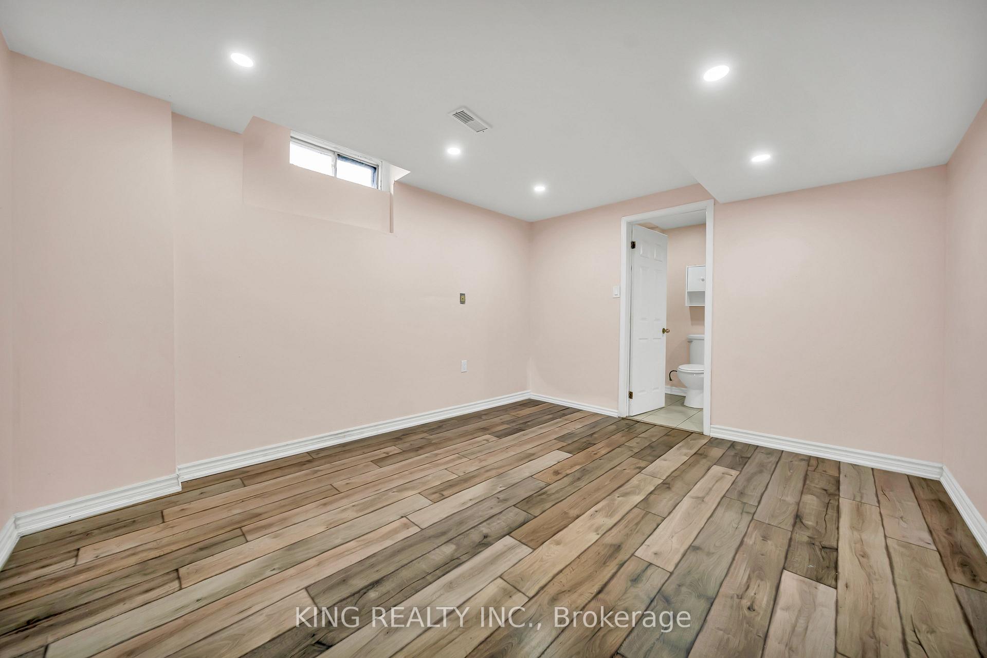 Photo 43 of 2606 Ambercroft Trail, Mississauga, Central Erin Mills — HOMEH
