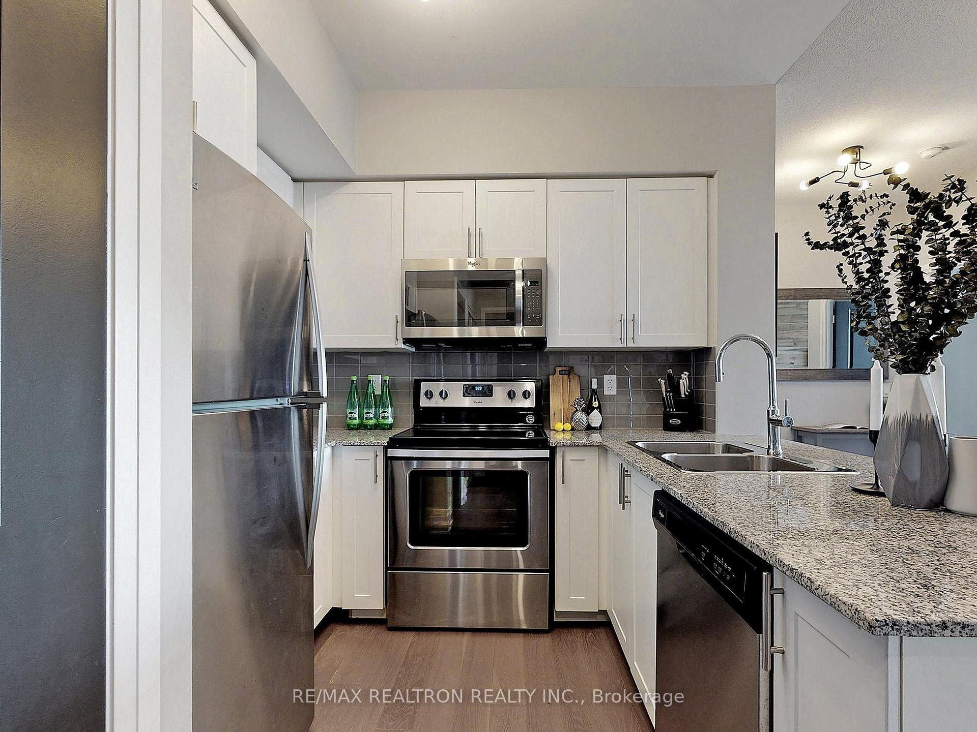 Photo 8 of Unit 2505, 7890 Bathurst Street, Vaughan, Beverley Glen — HOMEH
