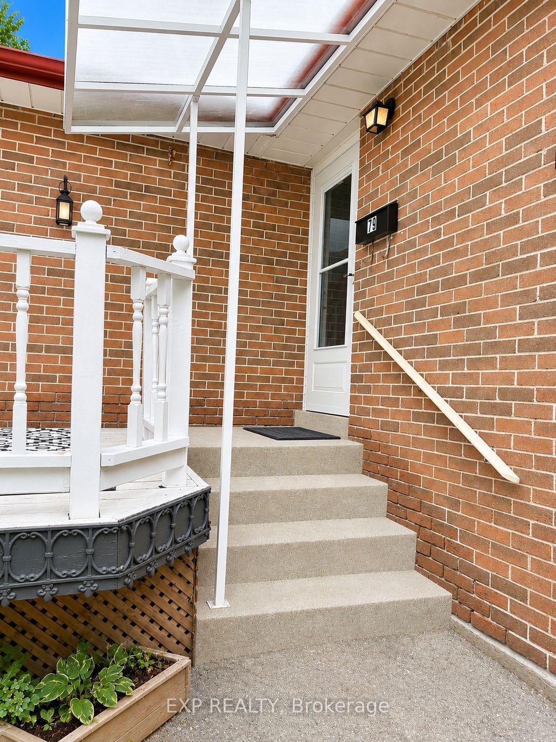 Photo 2 of 79 Dorset Drive, Brampton, Southgate — HOMEH
