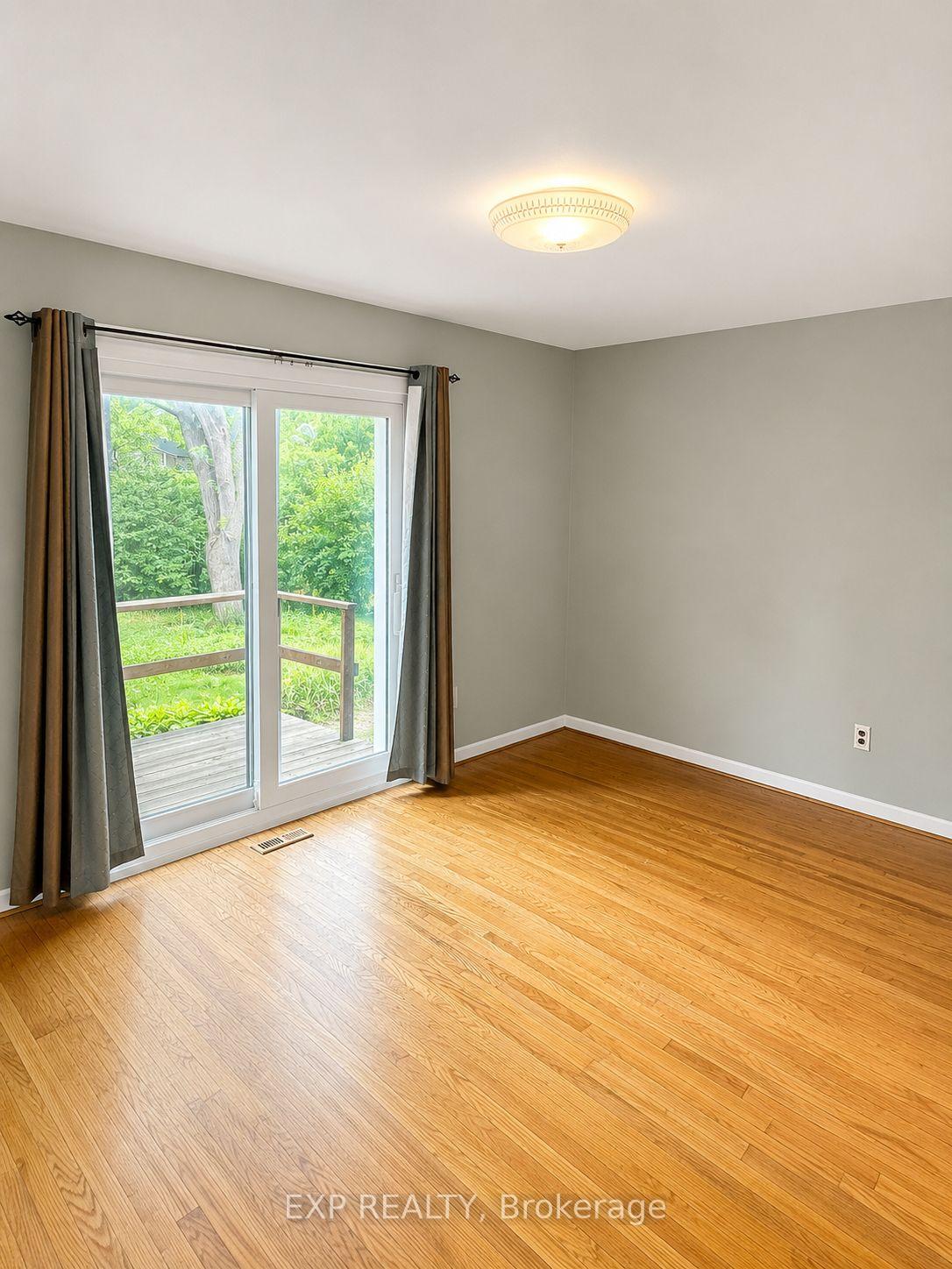 Photo 8 of 79 Dorset Drive, Brampton, Southgate — HOMEH