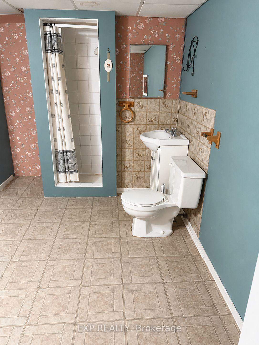 Photo 14 of 79 Dorset Drive, Brampton, Southgate — HOMEH