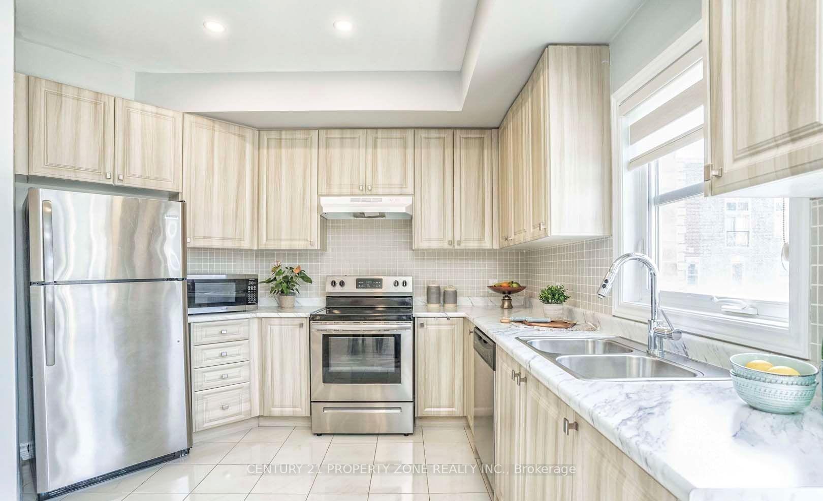 Photo 3 of Unit 225, 3865 Major Mackenzie Drive, Vaughan, Vellore Village — HOMEH