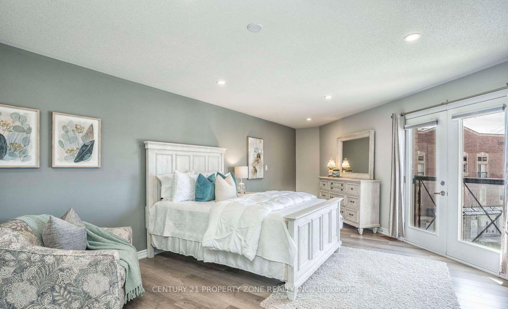 Photo 5 of Unit 225, 3865 Major Mackenzie Drive, Vaughan, Vellore Village — HOMEH