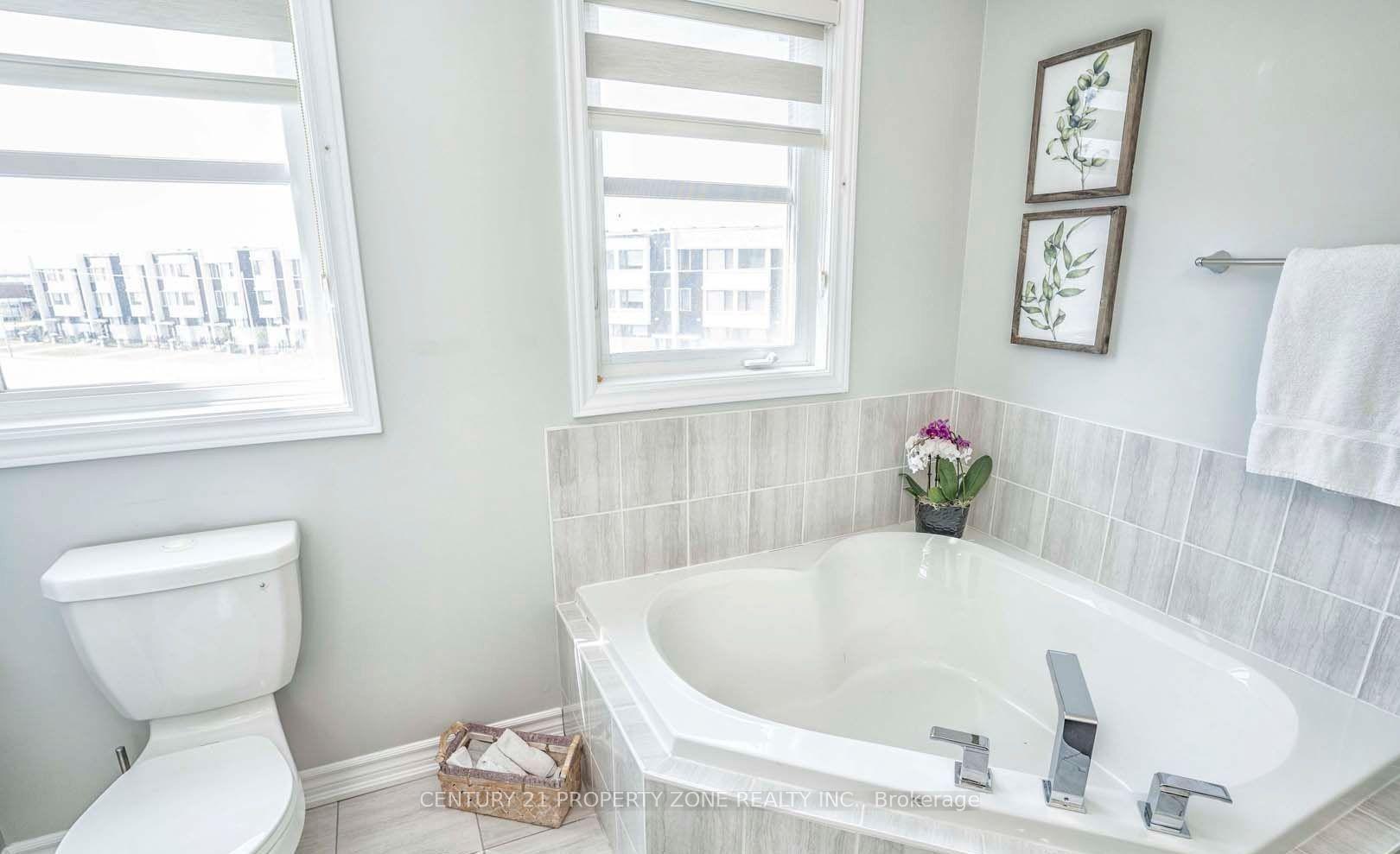 Photo 8 of Unit 225, 3865 Major Mackenzie Drive, Vaughan, Vellore Village — HOMEH