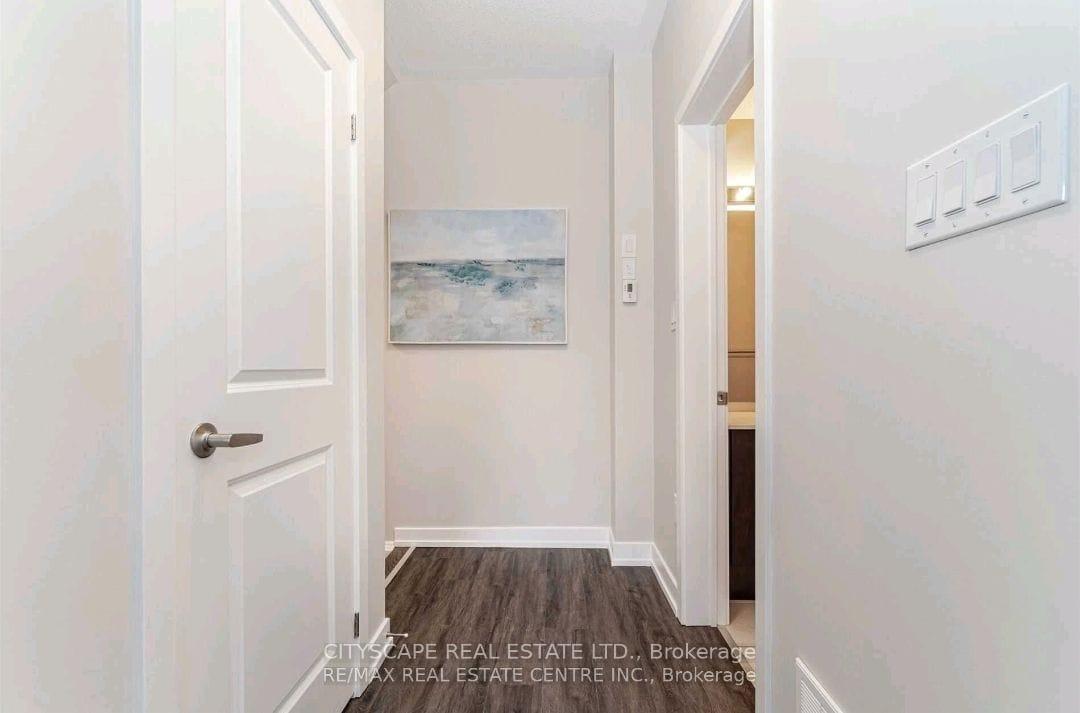 Photo 5 of 17 Beliveau Street, Vaughan, Vaughan Grove — HOMEH