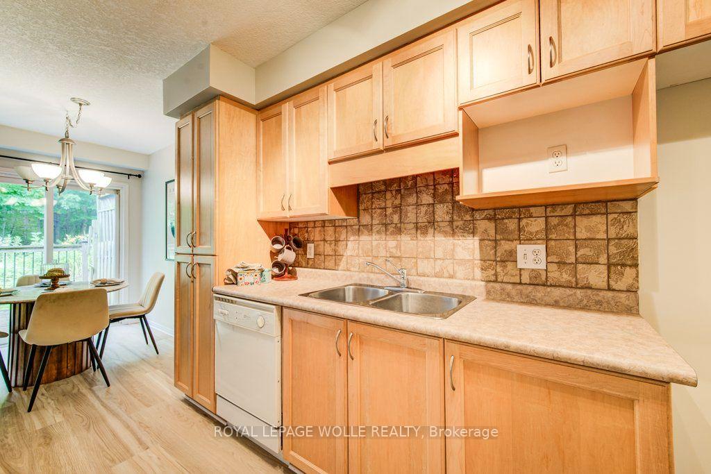 Photo 13 of Unit P86, 175 David Bergey Drive, Kitchener, Larentian West — HOMEH