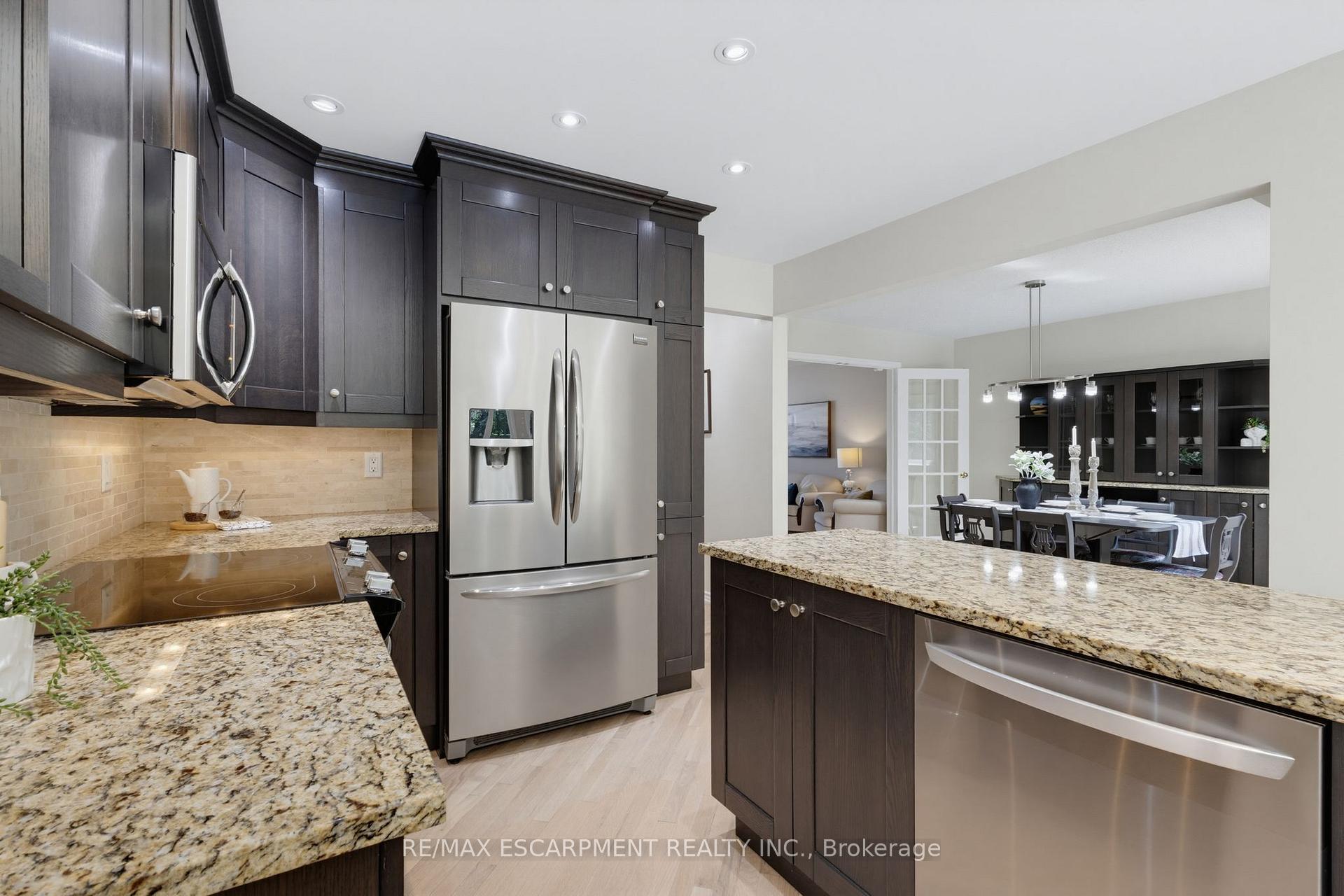 Photo 9 of 2188 Bader Crescent, Burlington, Brant Hills — HOMEH