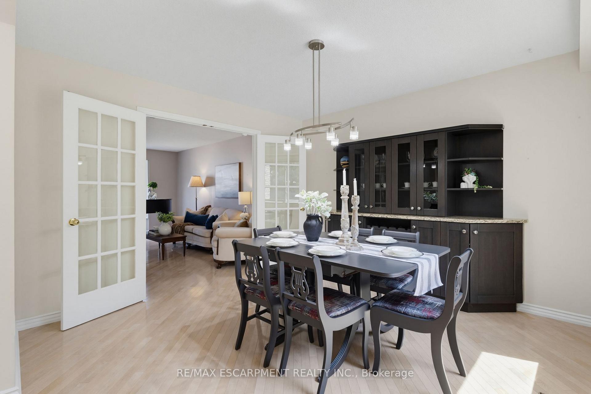 Photo 11 of 2188 Bader Crescent, Burlington, Brant Hills — HOMEH