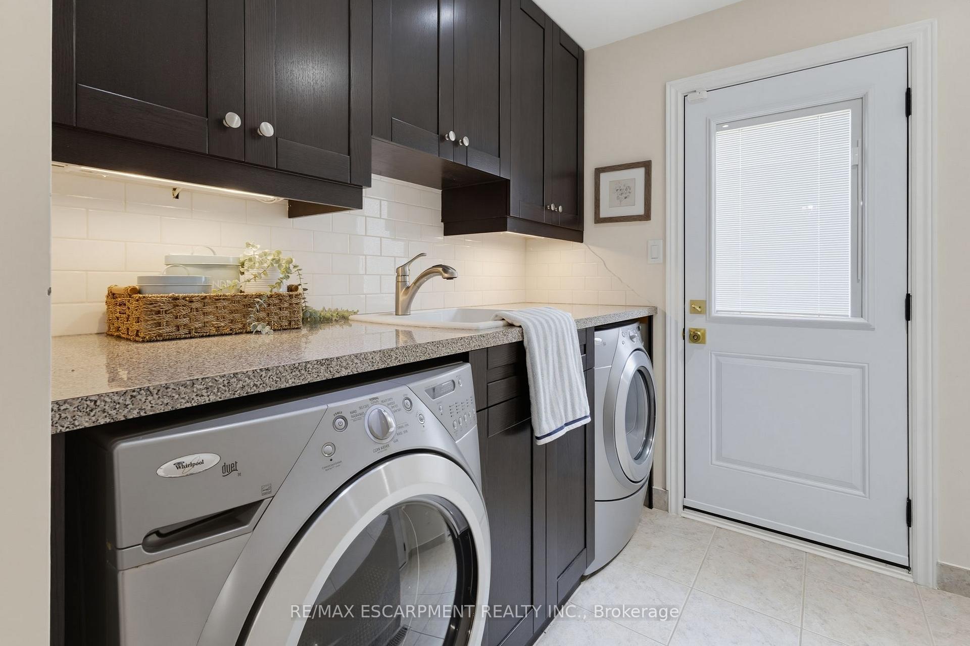 Photo 17 of 2188 Bader Crescent, Burlington, Brant Hills — HOMEH