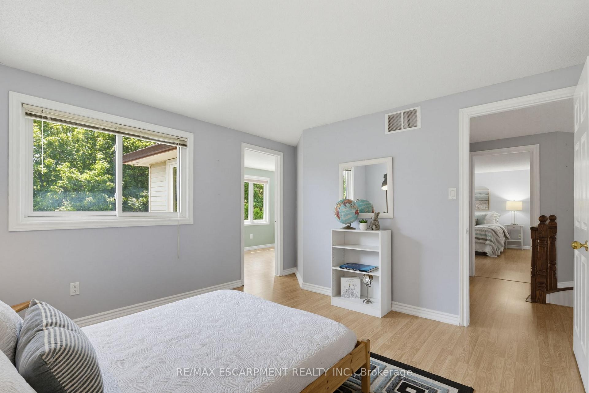 Photo 25 of 2188 Bader Crescent, Burlington, Brant Hills — HOMEH