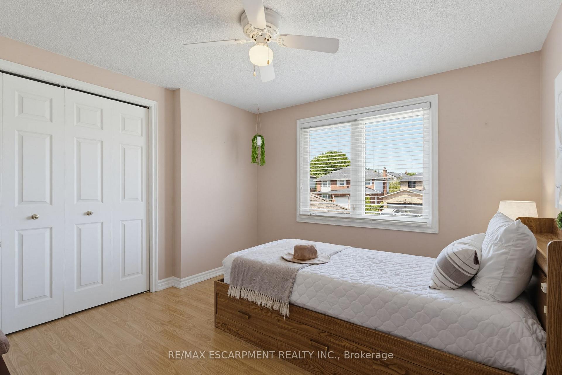 Photo 28 of 2188 Bader Crescent, Burlington, Brant Hills — HOMEH