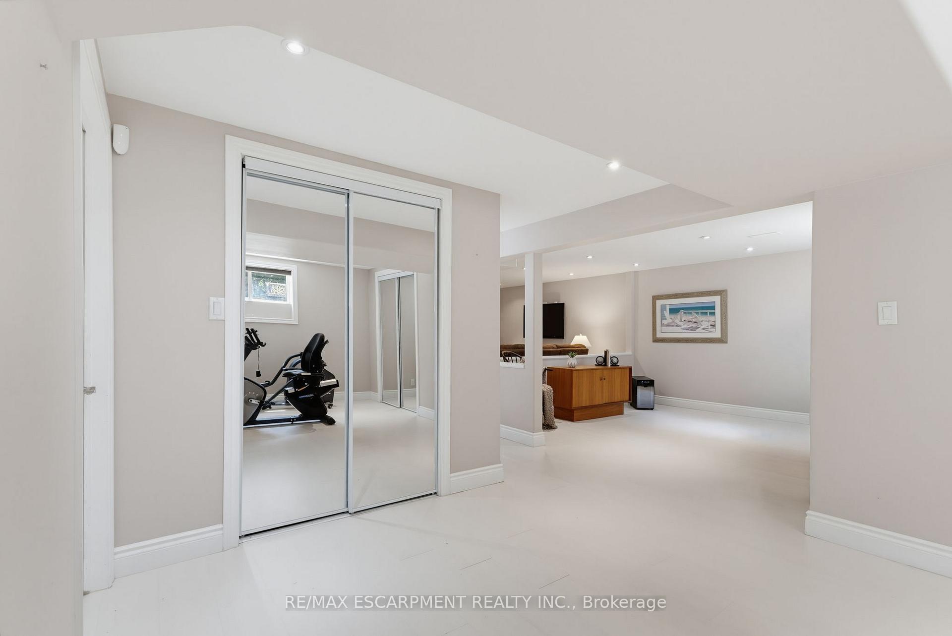 Photo 32 of 2188 Bader Crescent, Burlington, Brant Hills — HOMEH