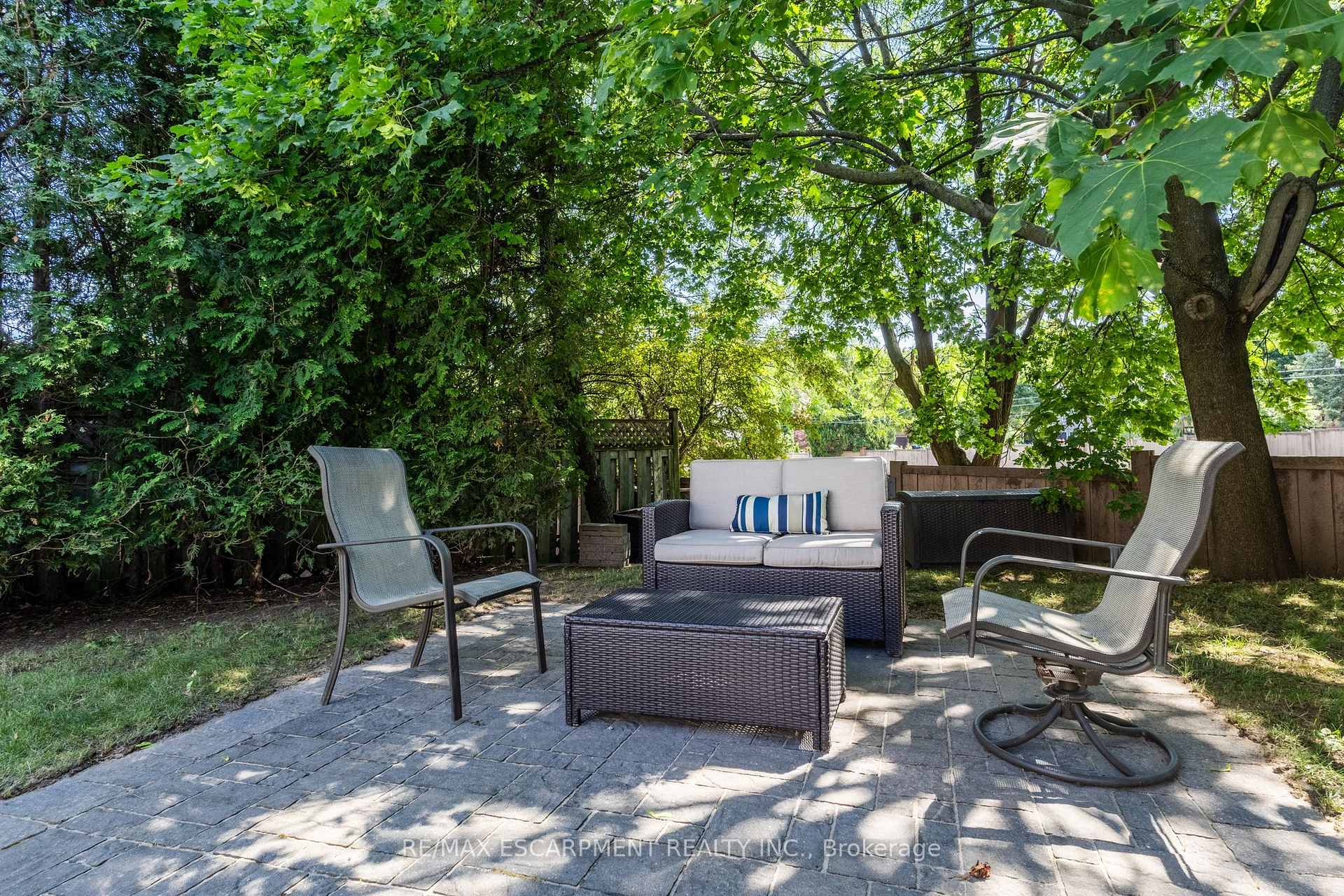 Photo 36 of 2188 Bader Crescent, Burlington, Brant Hills — HOMEH