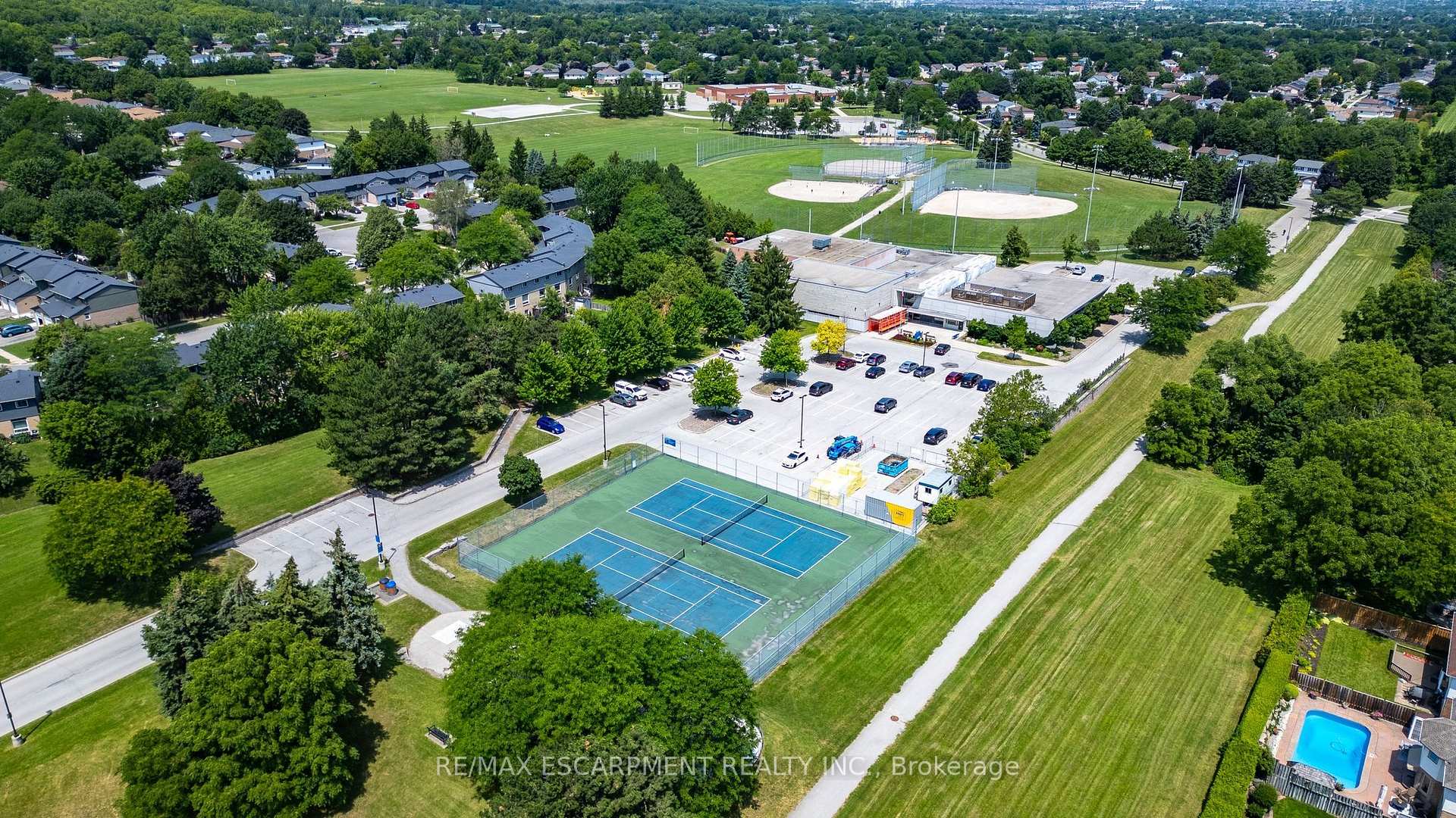 Photo 49 of 2188 Bader Crescent, Burlington, Brant Hills — HOMEH