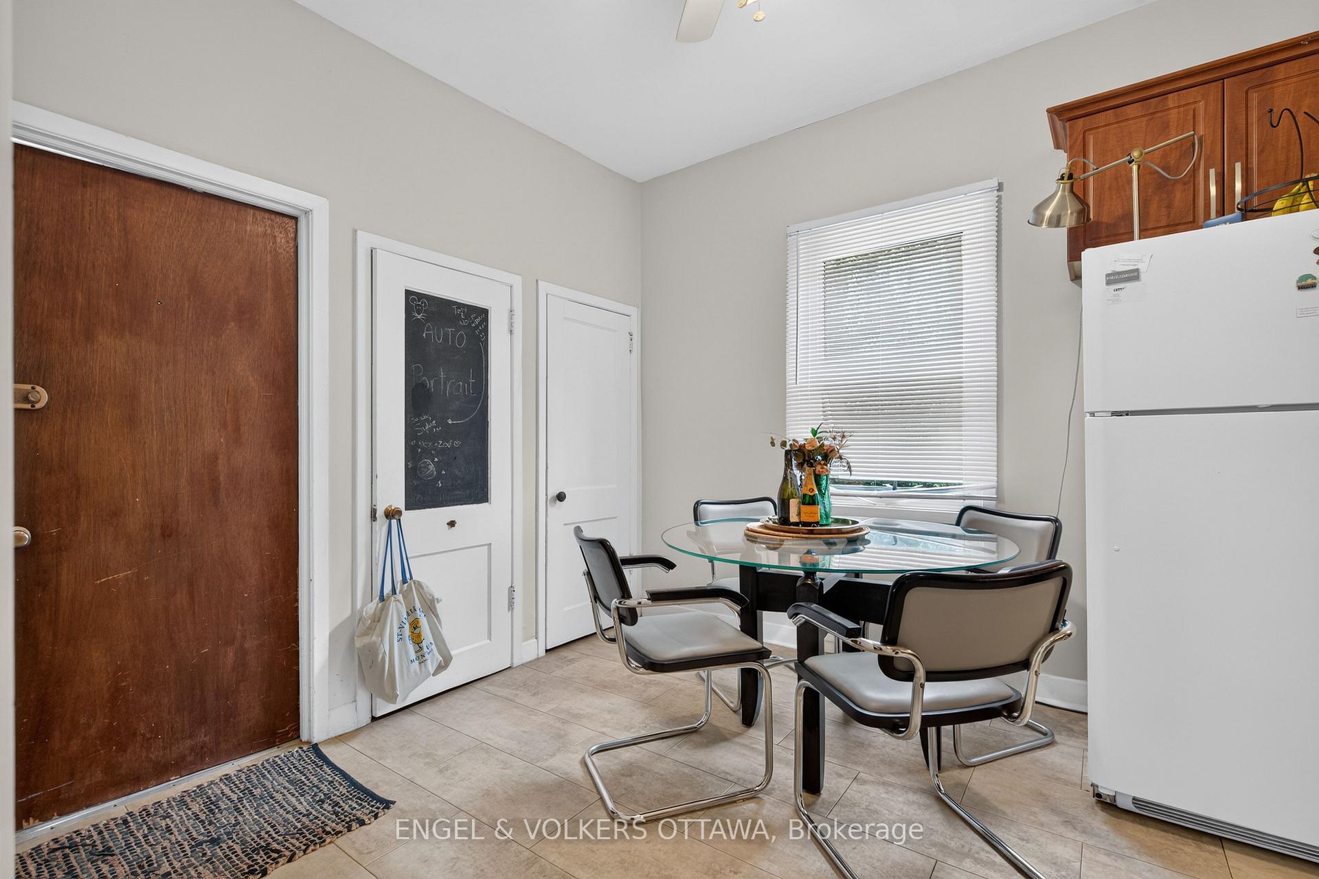 Photo 6 of Unit #1, 35 Craig Street, Ottawa, Glebe — HOMEH