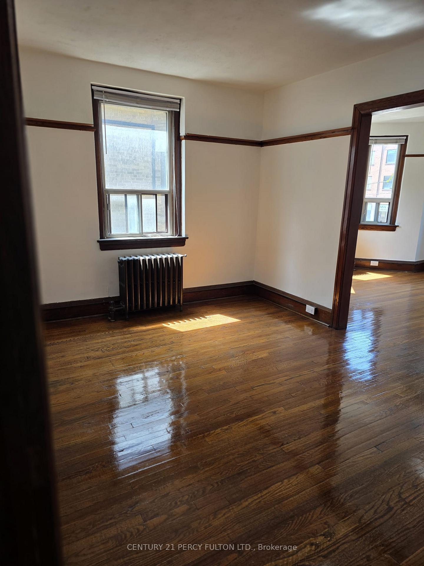 Photo 4 of Unit 8, 29 Jane Street, Toronto, Runnymede-Bloor West Village — HOMEH