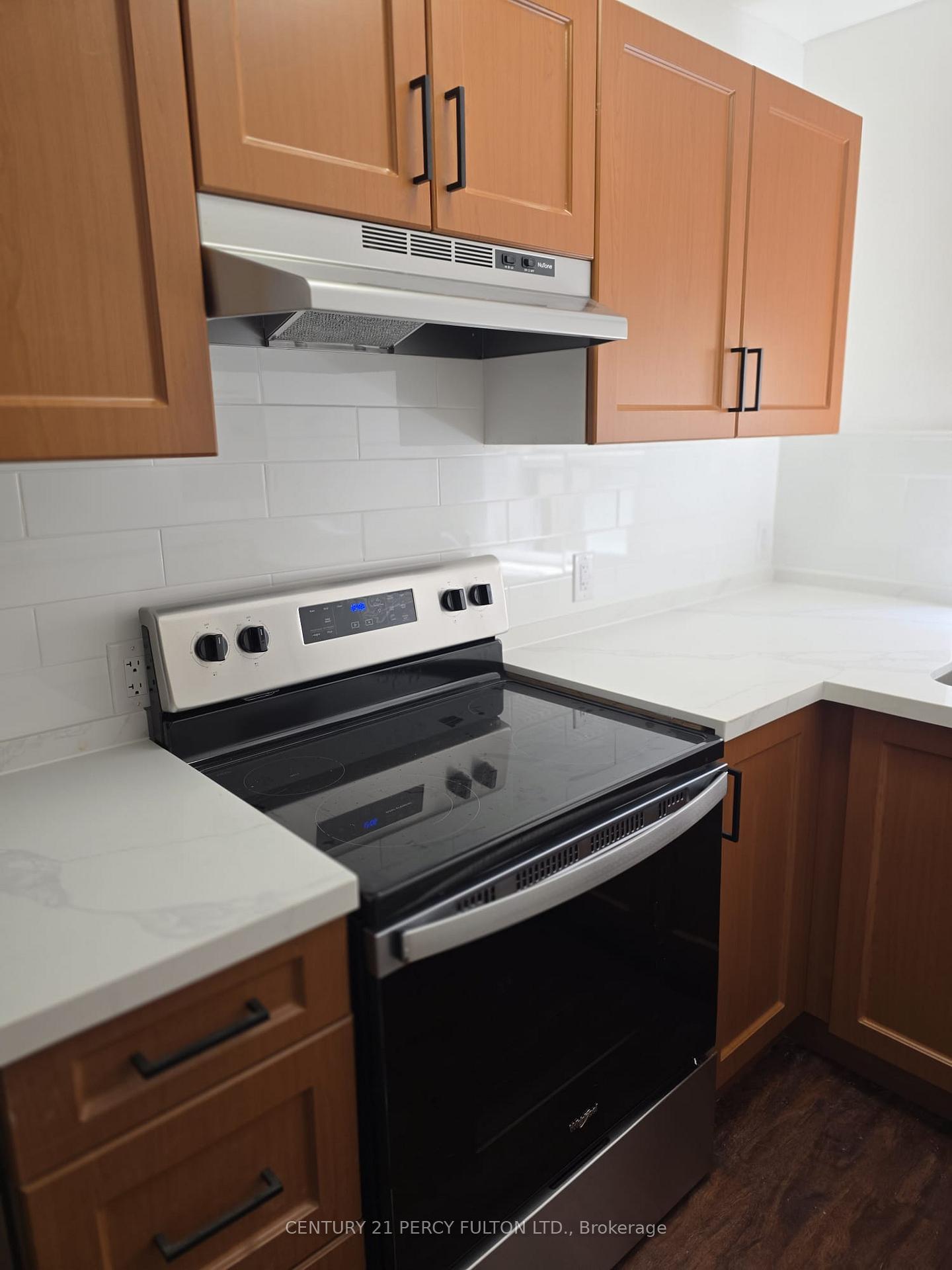 Photo 8 of Unit 8, 29 Jane Street, Toronto, Runnymede-Bloor West Village — HOMEH