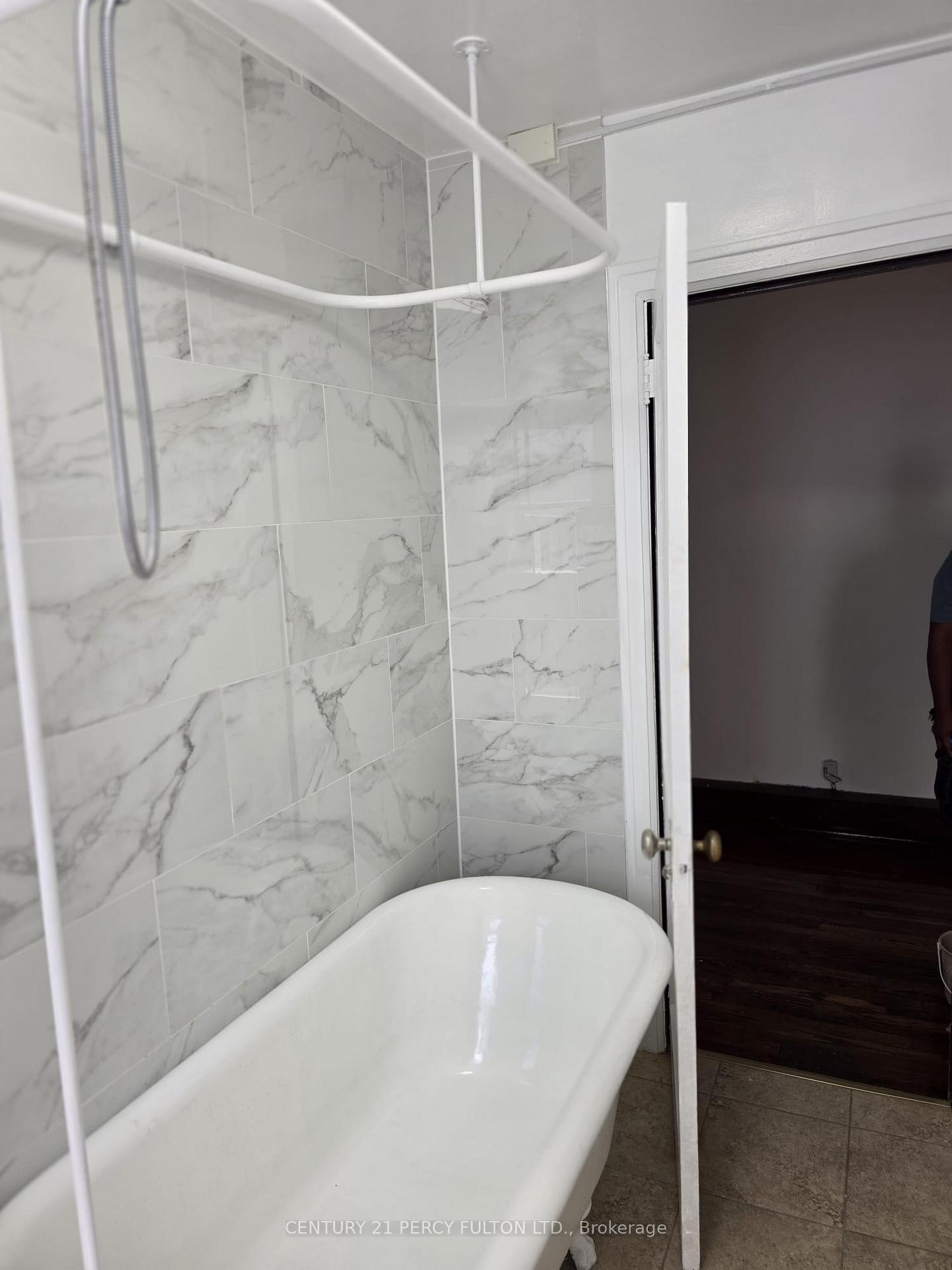 Photo 11 of Unit 8, 29 Jane Street, Toronto, Runnymede-Bloor West Village — HOMEH