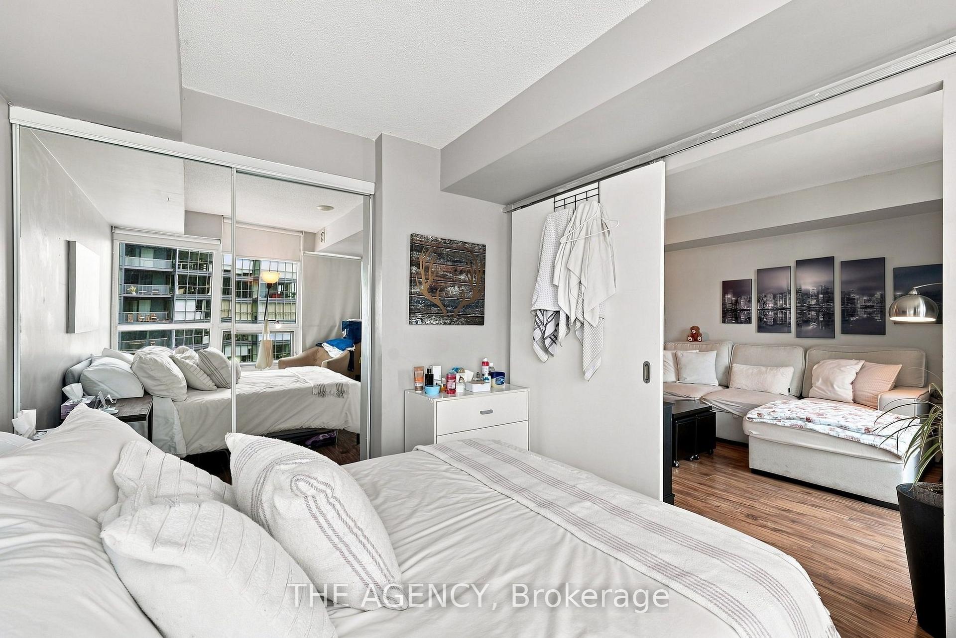 Photo 11 of Unit 2301, 600 Fleet Street, Toronto, Niagara — HOMEH