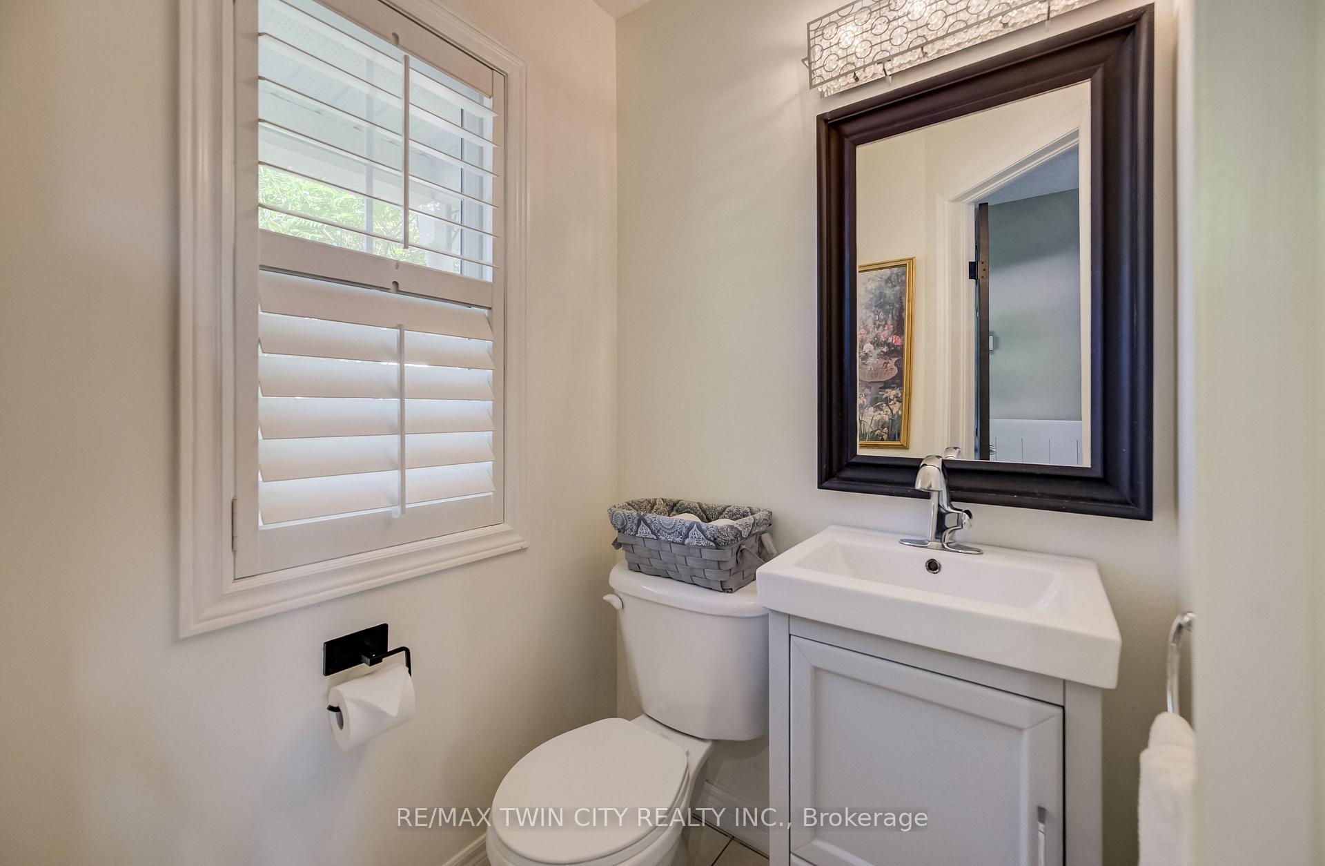 Photo 6 of Unit A, 699 Zermatt Drive, Waterloo, Upper Beechwood — HOMEH