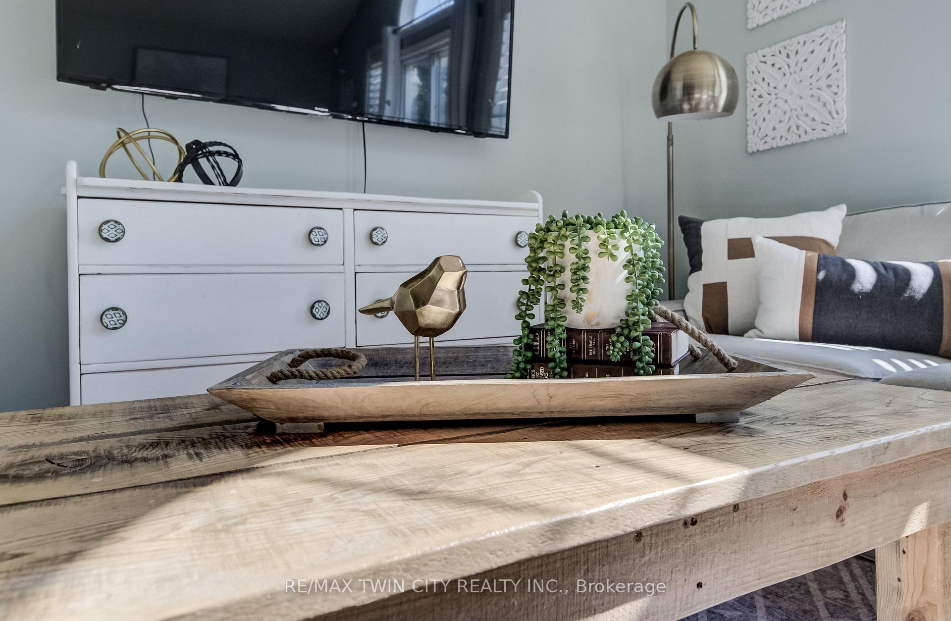 Photo 14 of Unit A, 699 Zermatt Drive, Waterloo, Upper Beechwood — HOMEH