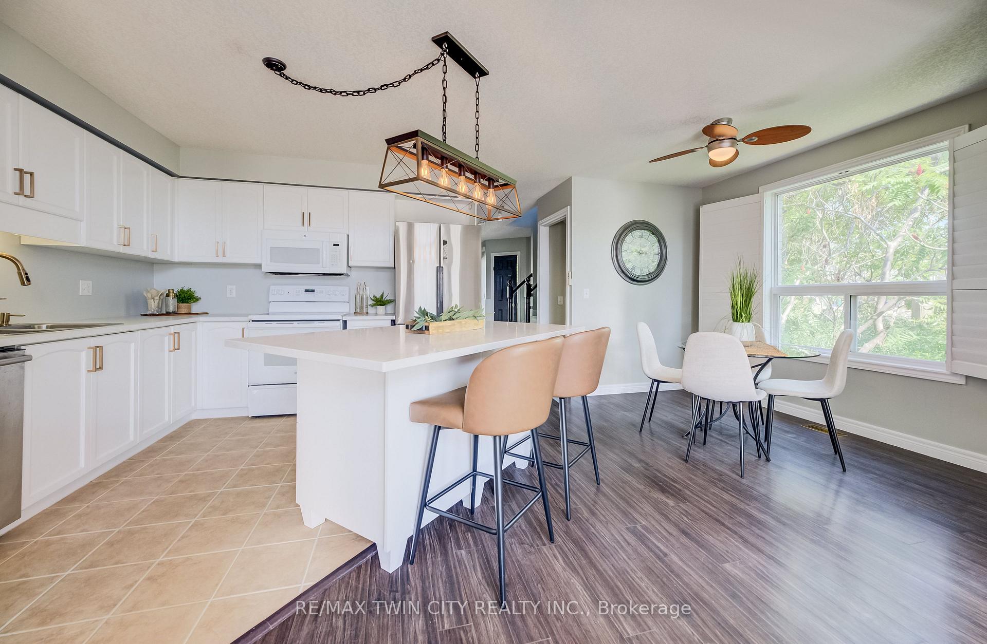 Photo 15 of Unit A, 699 Zermatt Drive, Waterloo, Upper Beechwood — HOMEH