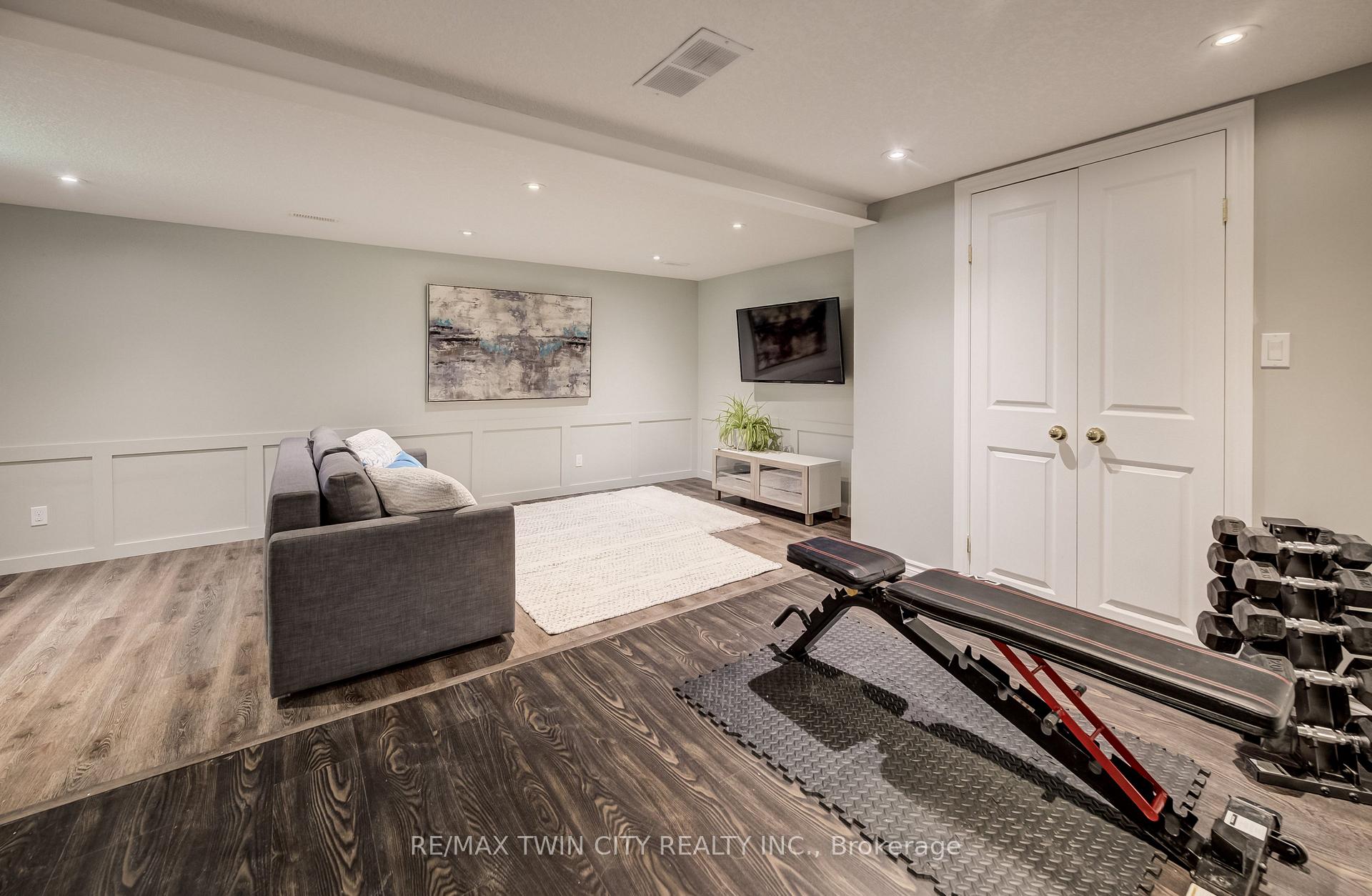 Photo 34 of Unit A, 699 Zermatt Drive, Waterloo, Upper Beechwood — HOMEH