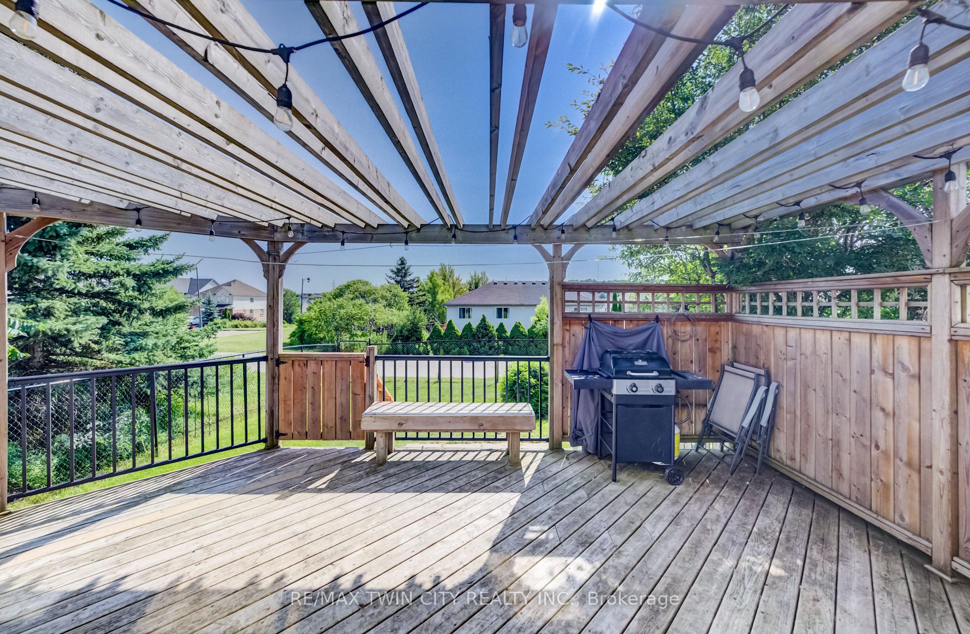 Photo 39 of Unit A, 699 Zermatt Drive, Waterloo, Upper Beechwood — HOMEH