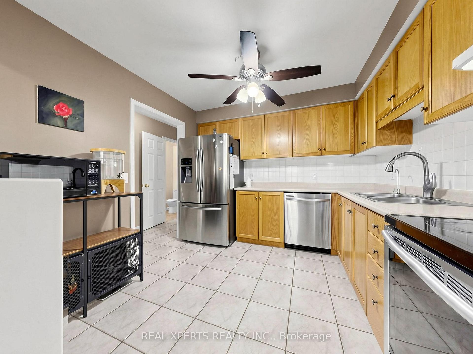 Photo 8 of Unit 34, 346 Highland Road W, Hamilton, Stoney Creek — HOMEH