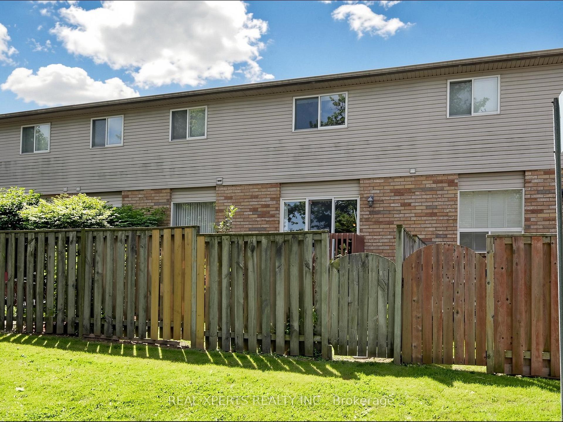 Photo 35 of Unit 34, 346 Highland Road W, Hamilton, Stoney Creek — HOMEH