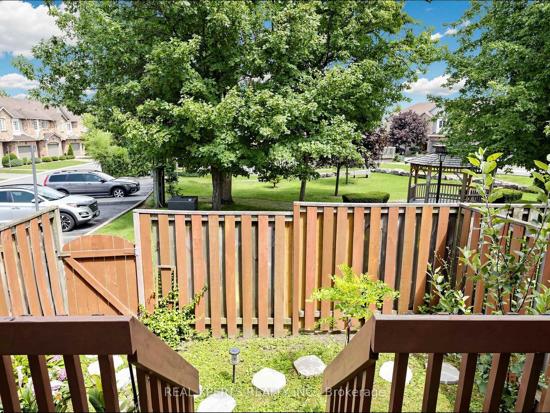 Photo 37 of Unit 34, 346 Highland Road W, Hamilton, Stoney Creek — HOMEH