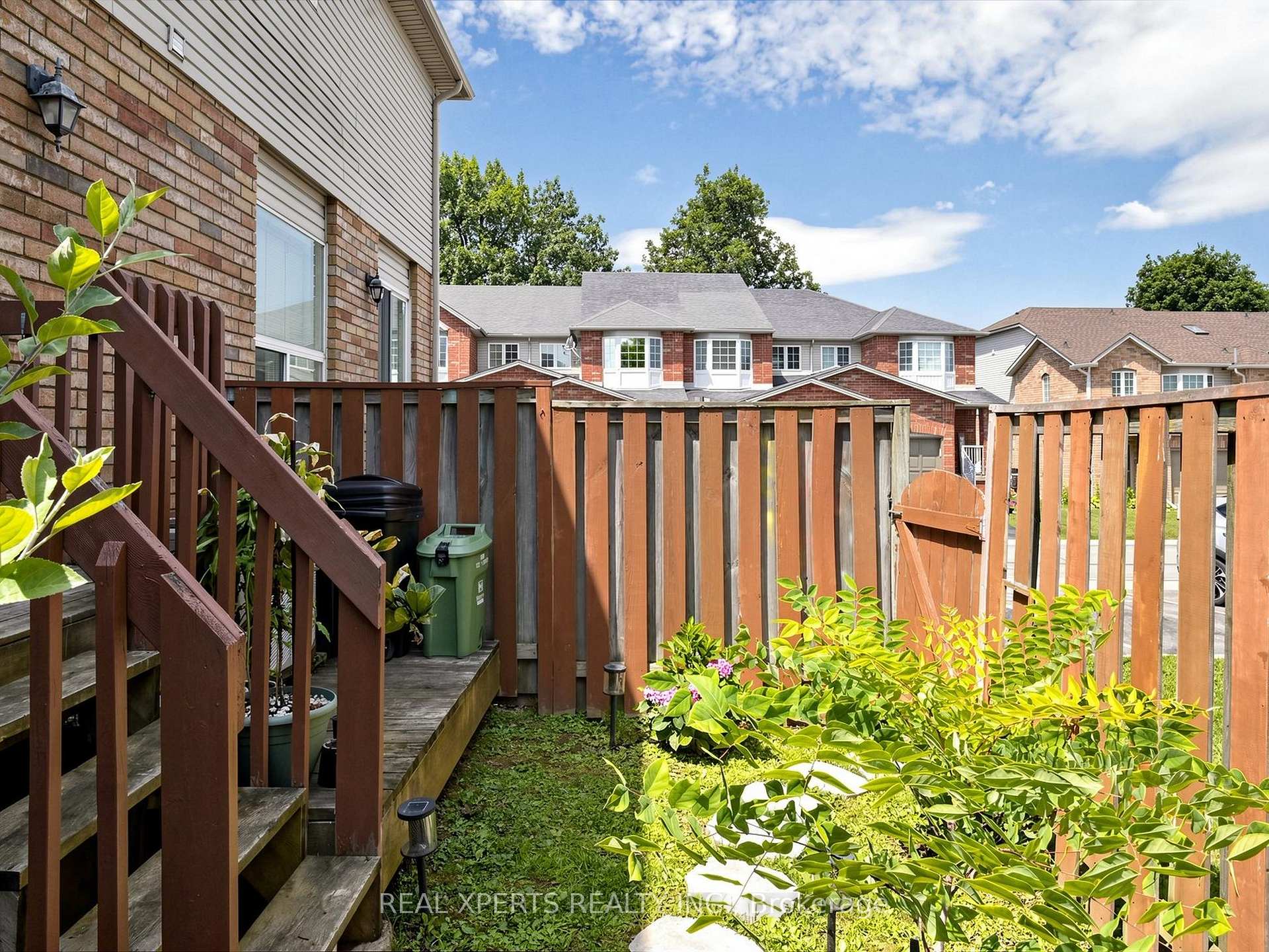 Photo 41 of Unit 34, 346 Highland Road W, Hamilton, Stoney Creek — HOMEH