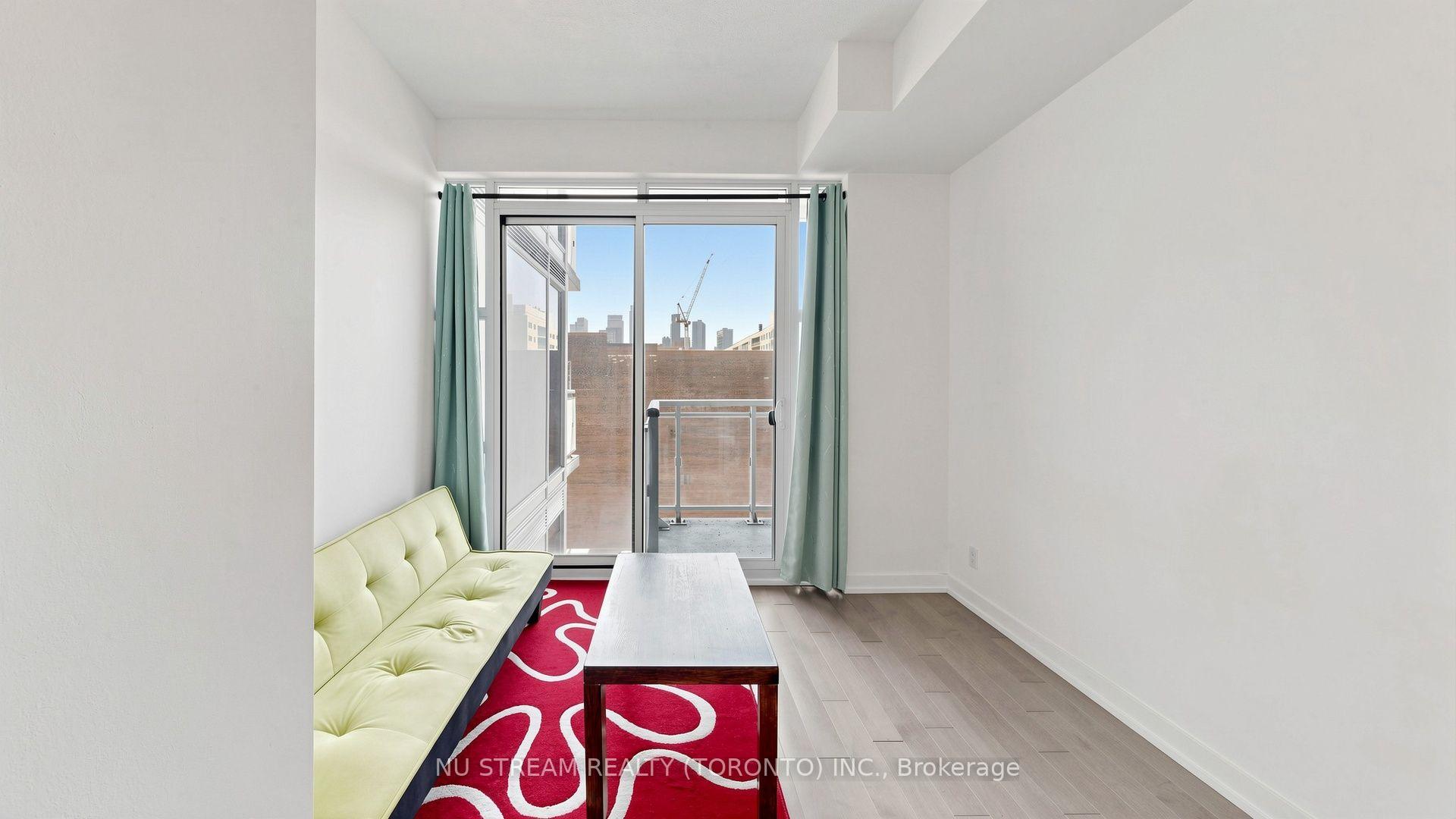 Photo 3 of Unit 708, 10 Willison Square, Toronto, Kensington-Chinatown — HOMEH