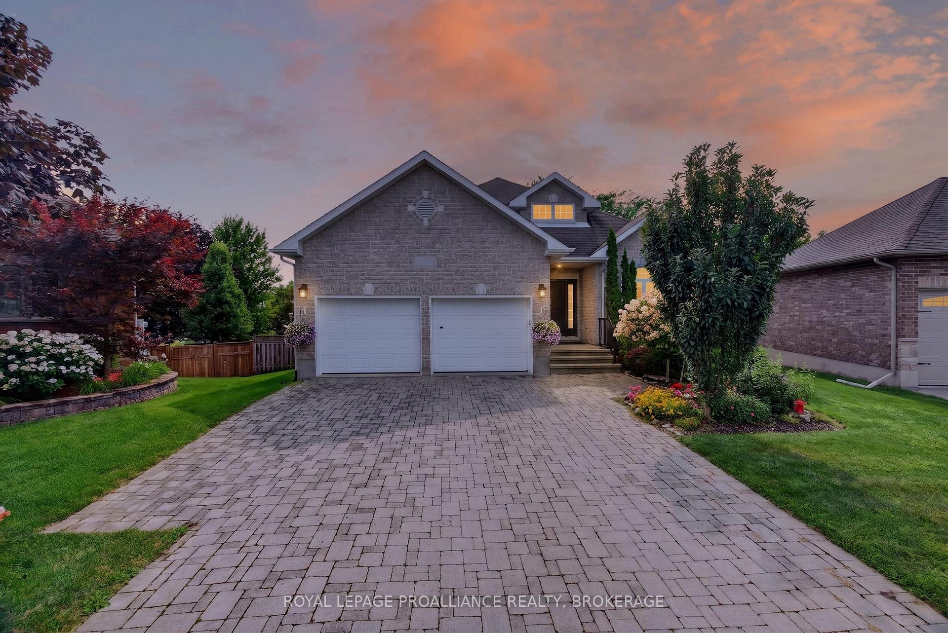 Photo 1 of 995 Granite Court, Kingston, East Gardiners Rd — HOMEH