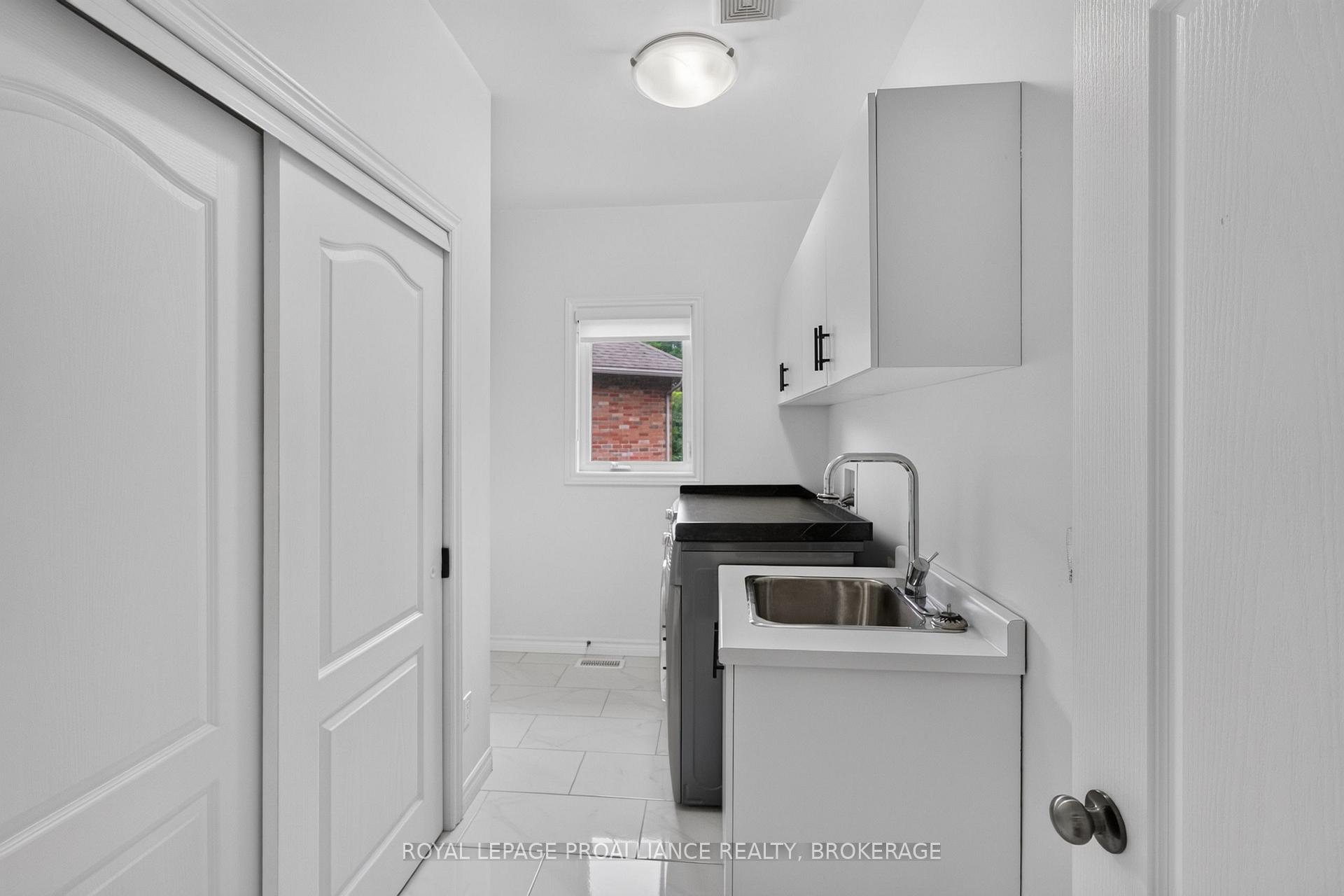Photo 18 of 995 Granite Court, Kingston, East Gardiners Rd — HOMEH