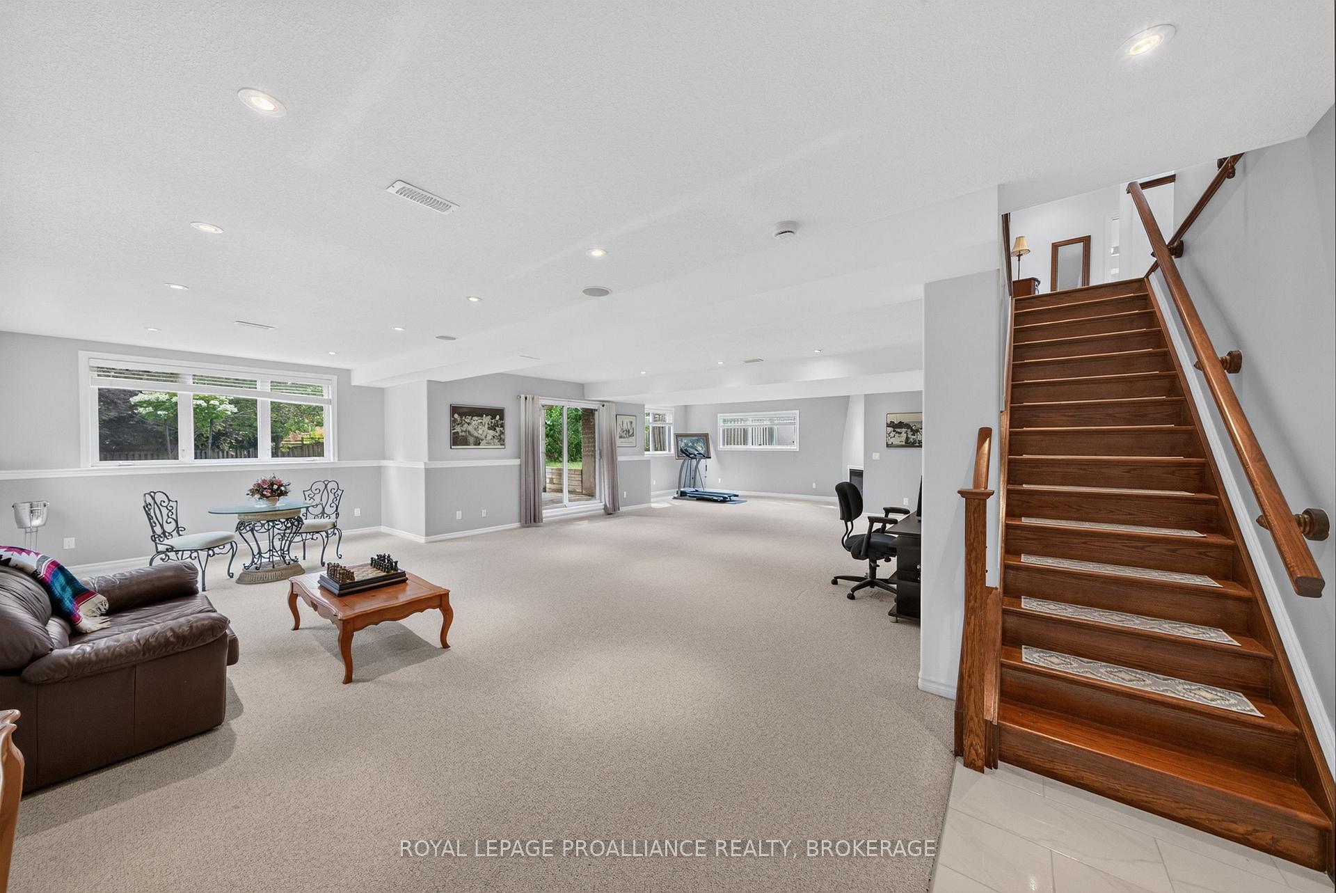 Photo 26 of 995 Granite Court, Kingston, East Gardiners Rd — HOMEH