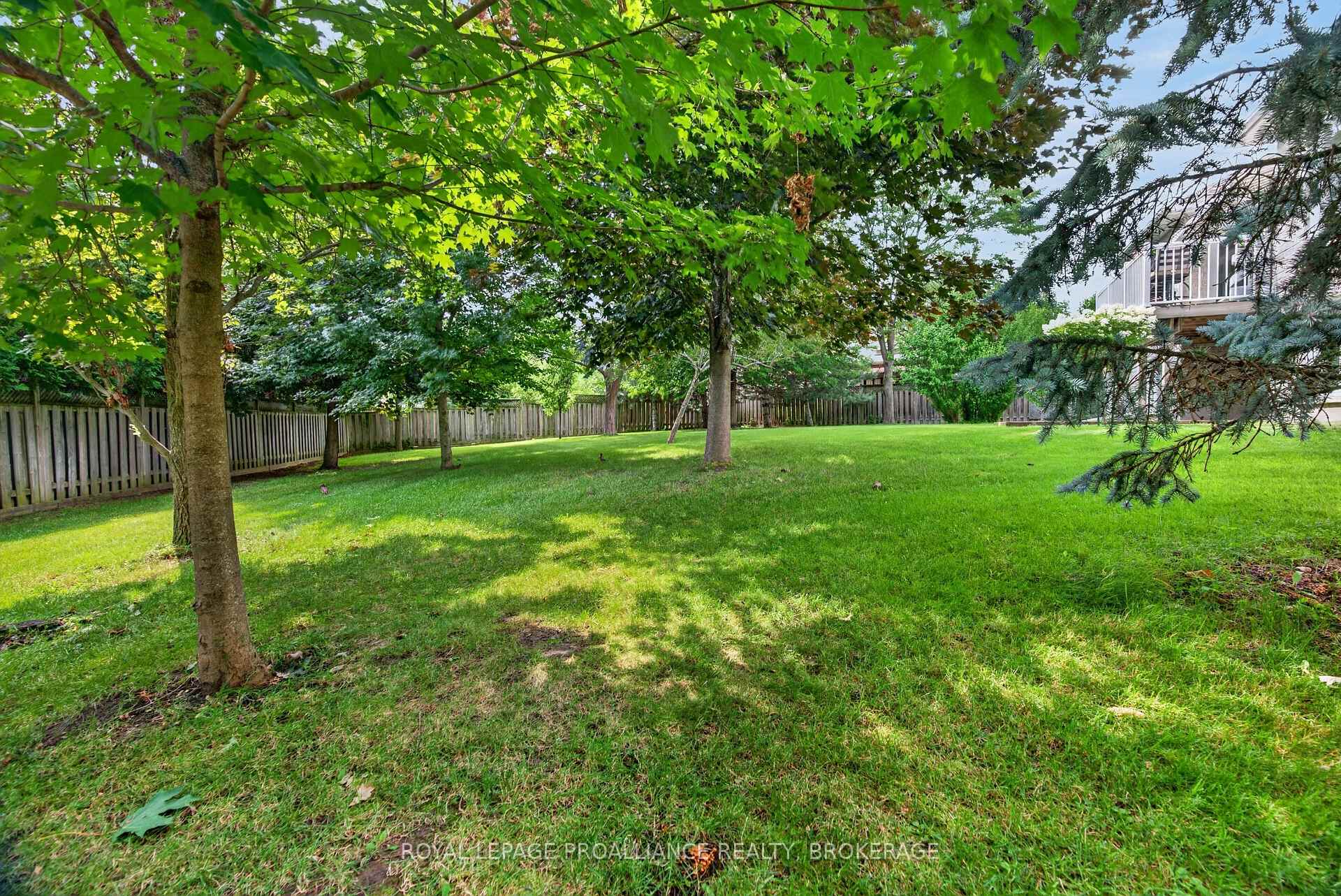 Photo 40 of 995 Granite Court, Kingston, East Gardiners Rd — HOMEH