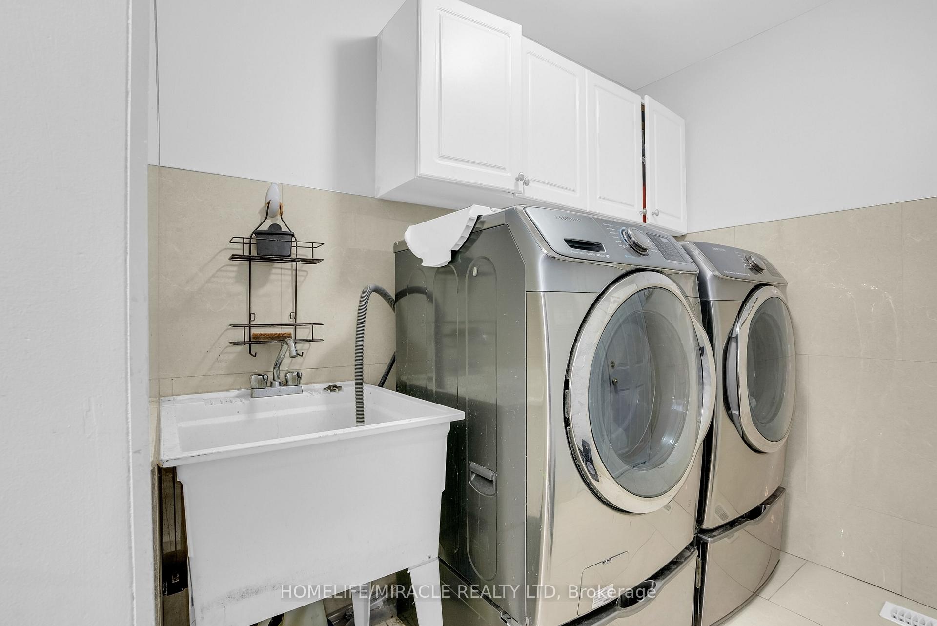 Photo 23 of 9 Gamson Crescent, Brampton, Sandringham-Wellington — HOMEH
