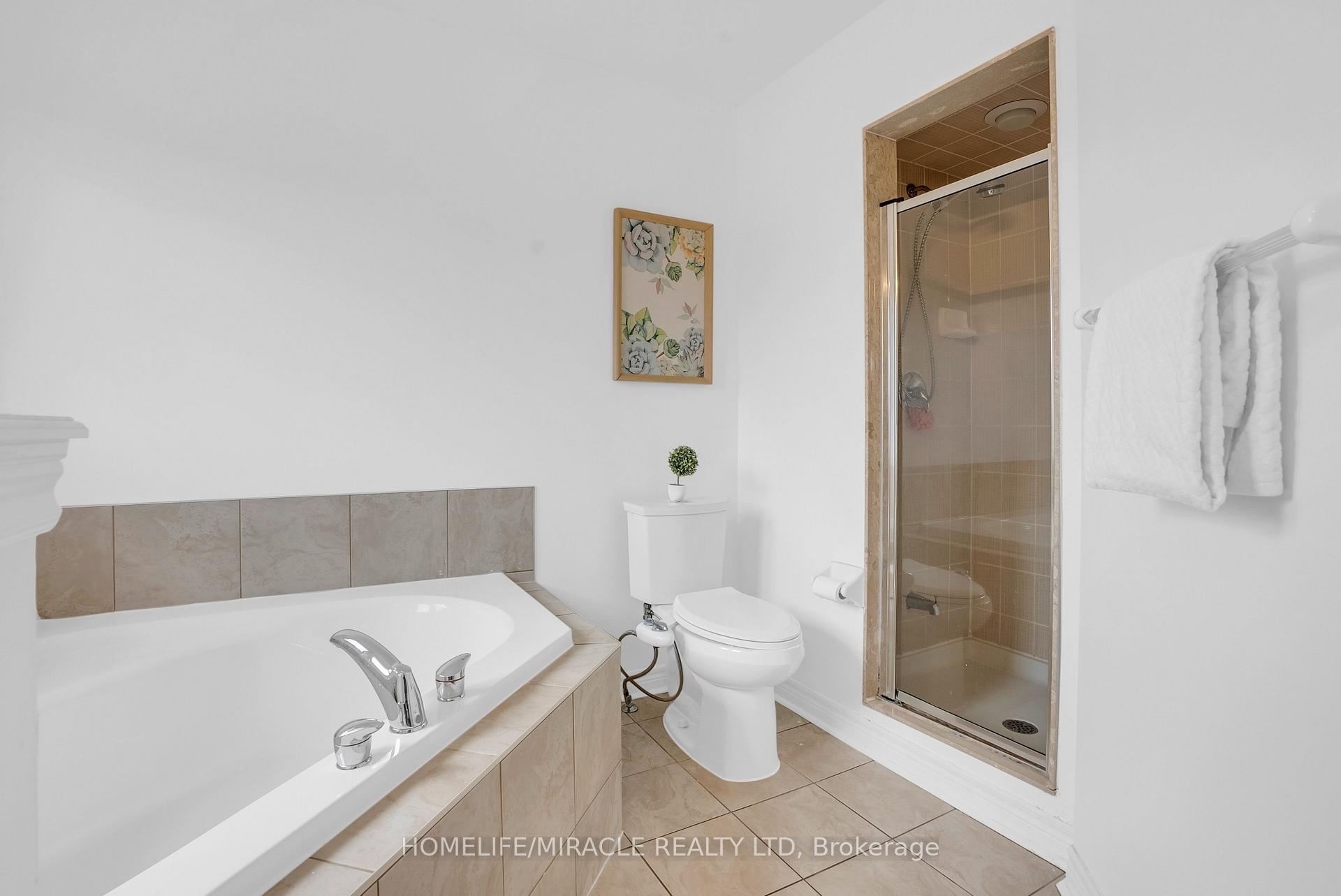 Photo 30 of 9 Gamson Crescent, Brampton, Sandringham-Wellington — HOMEH