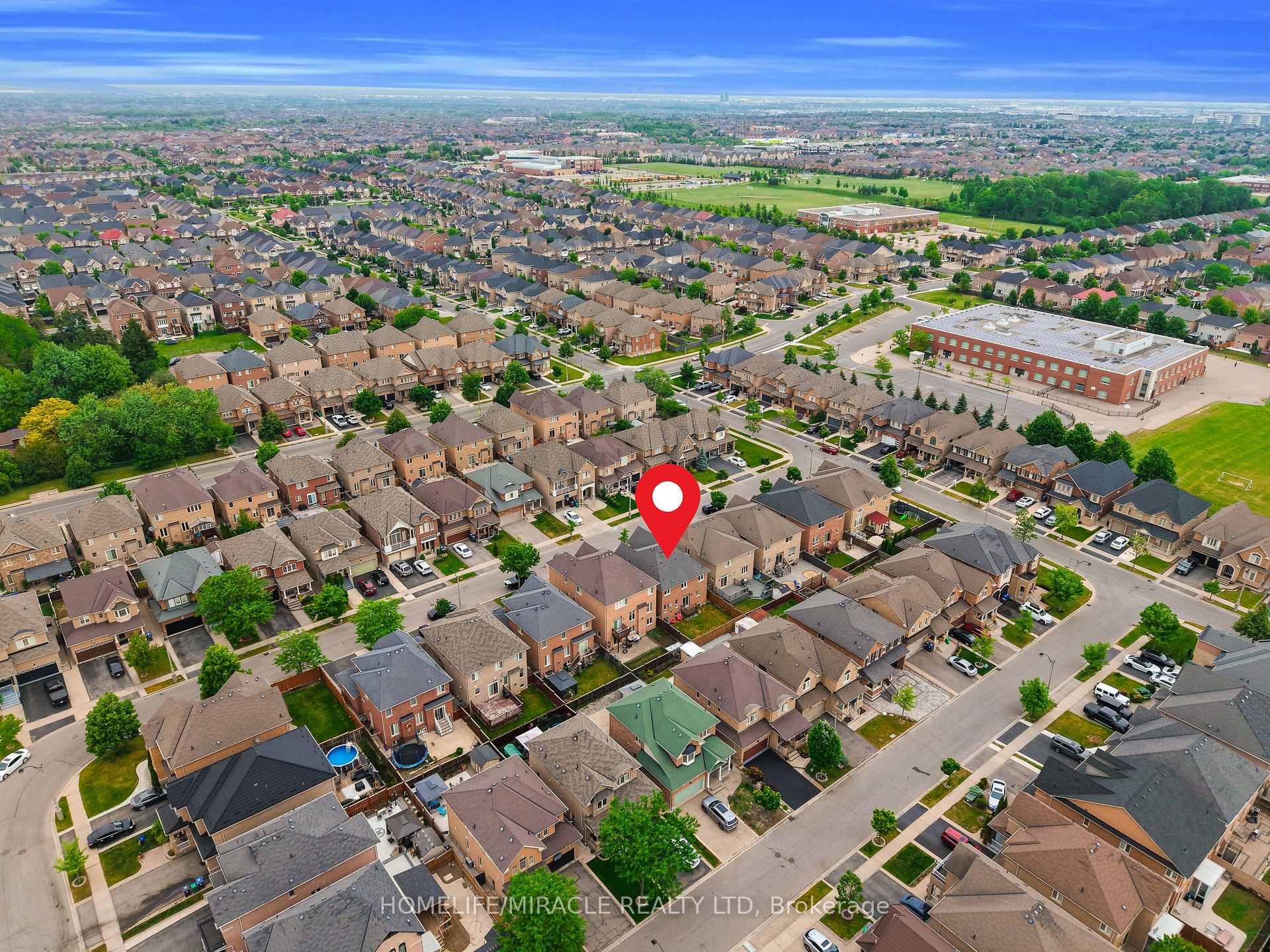Photo 49 of 9 Gamson Crescent, Brampton, Sandringham-Wellington — HOMEH