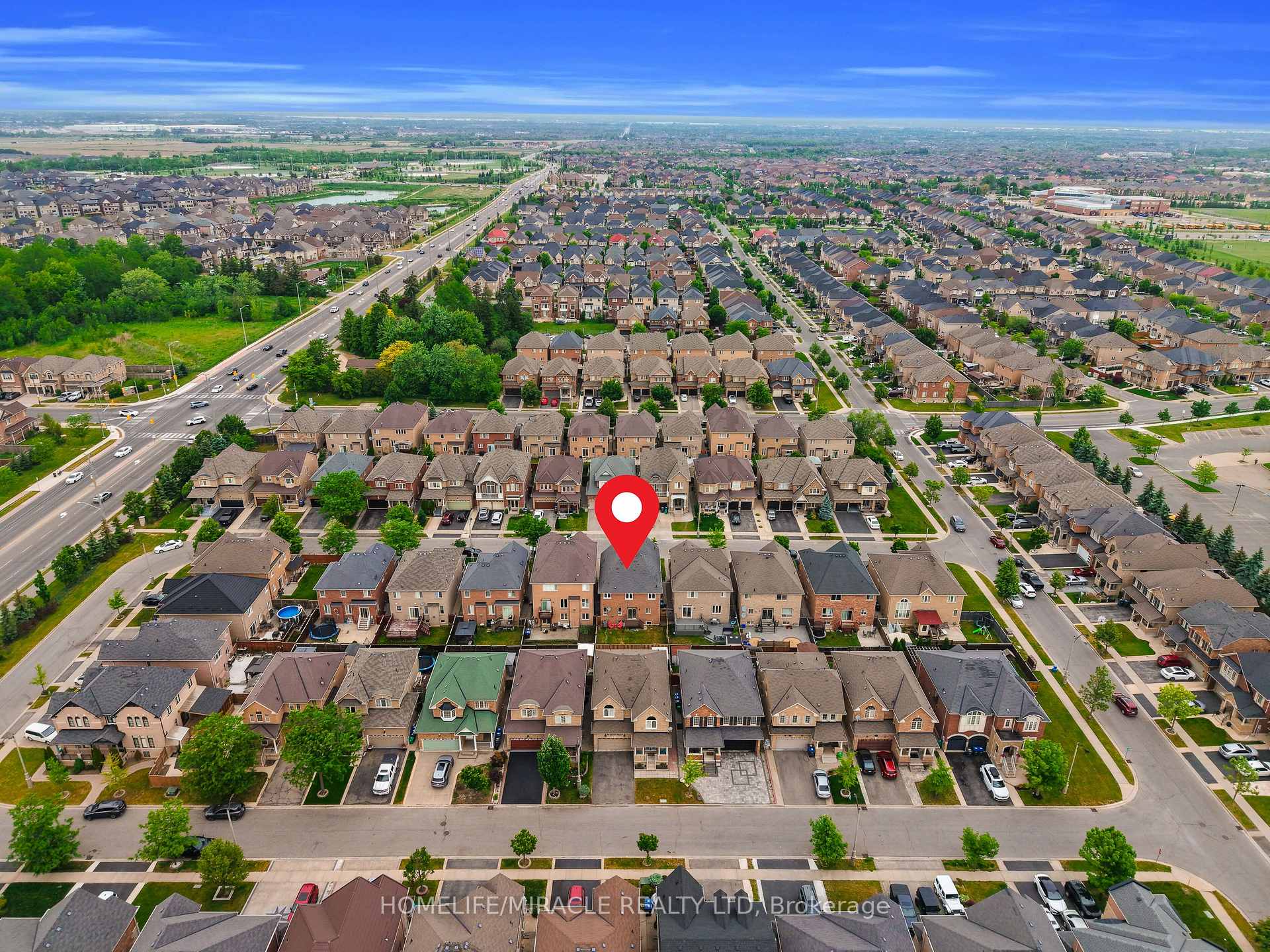 Photo 50 of 9 Gamson Crescent, Brampton, Sandringham-Wellington — HOMEH