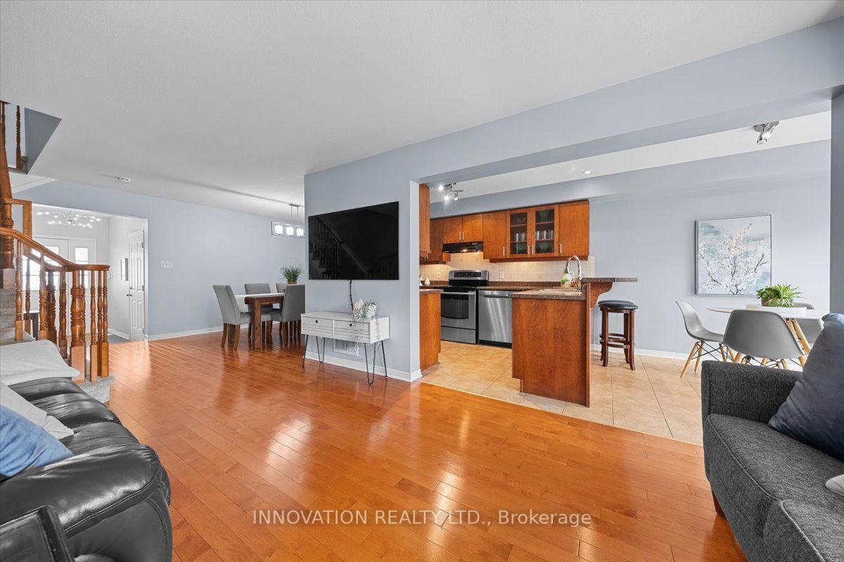 Photo 8 of 195 Golflinks Drive, Ottawa, Barrhaven - Stonebridge — HOMEH