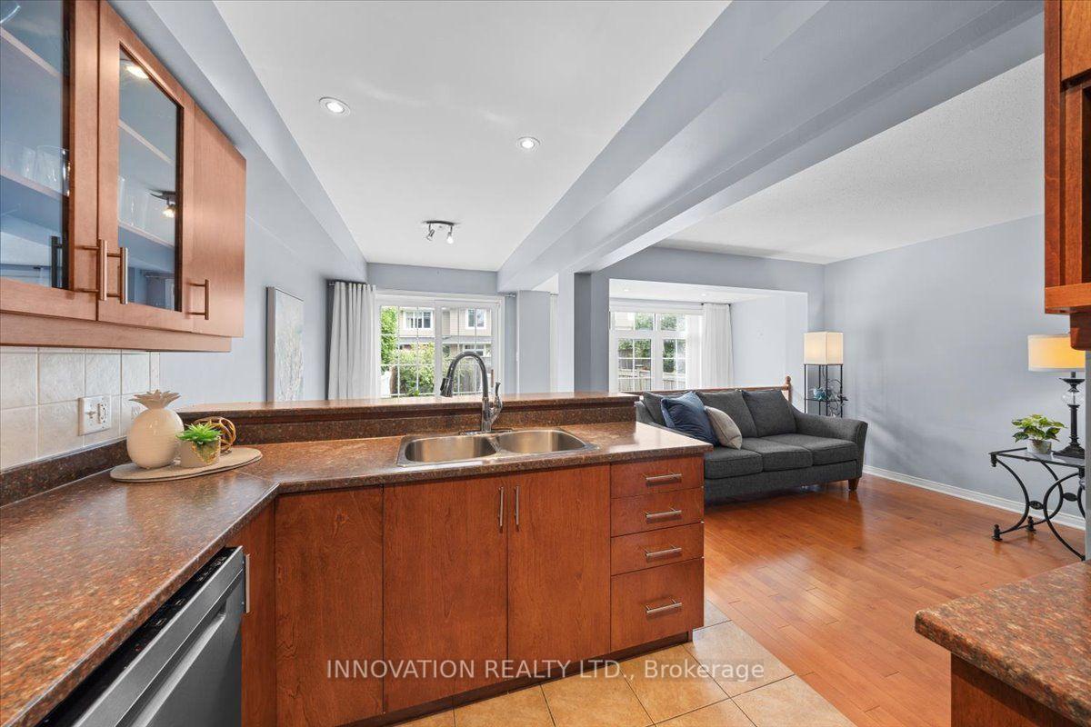 Photo 12 of 195 Golflinks Drive, Ottawa, Barrhaven - Stonebridge — HOMEH