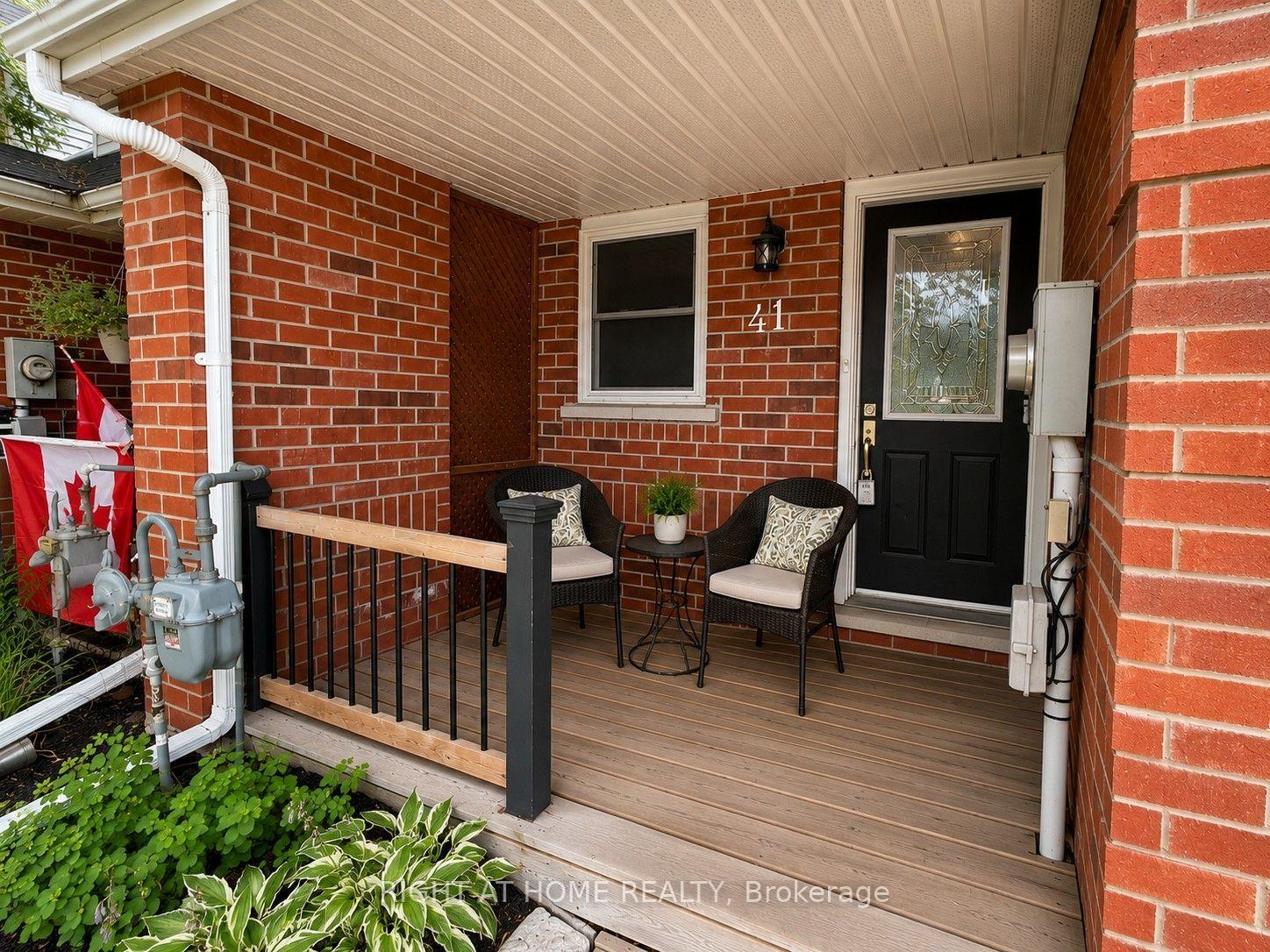 Photo 4 of 41 Edgemere Drive, Cambridge, Christopher-Champlain — HOMEH