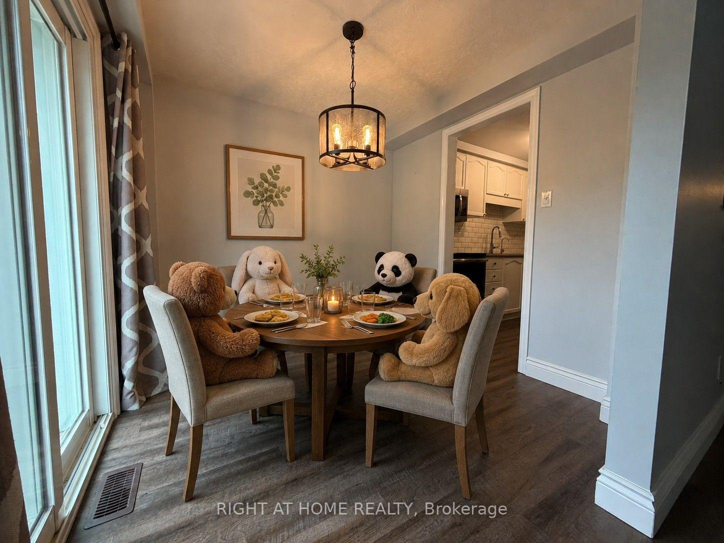 Photo 7 of 41 Edgemere Drive, Cambridge, Christopher-Champlain — HOMEH