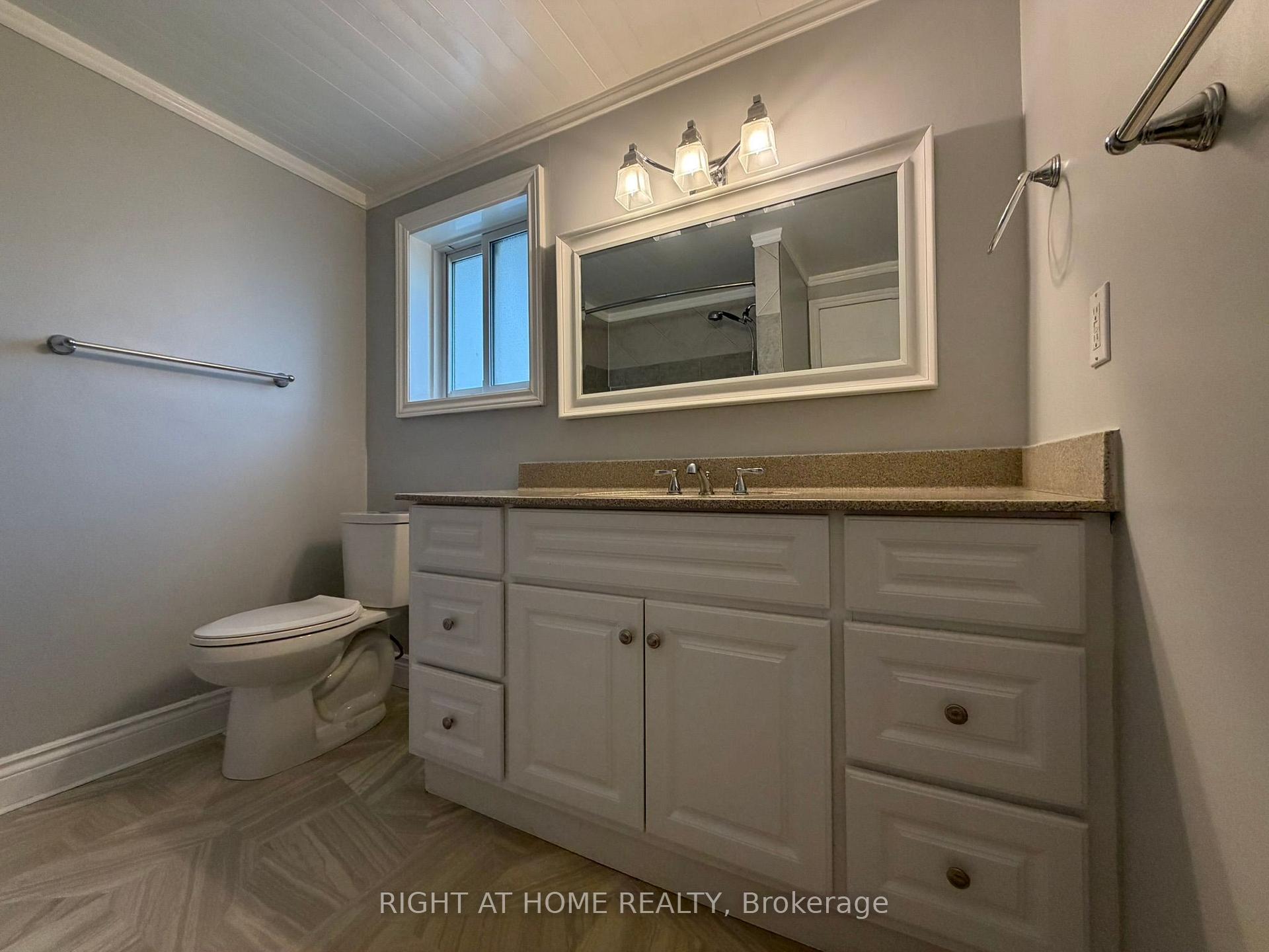 Photo 23 of 41 Edgemere Drive, Cambridge, Christopher-Champlain — HOMEH